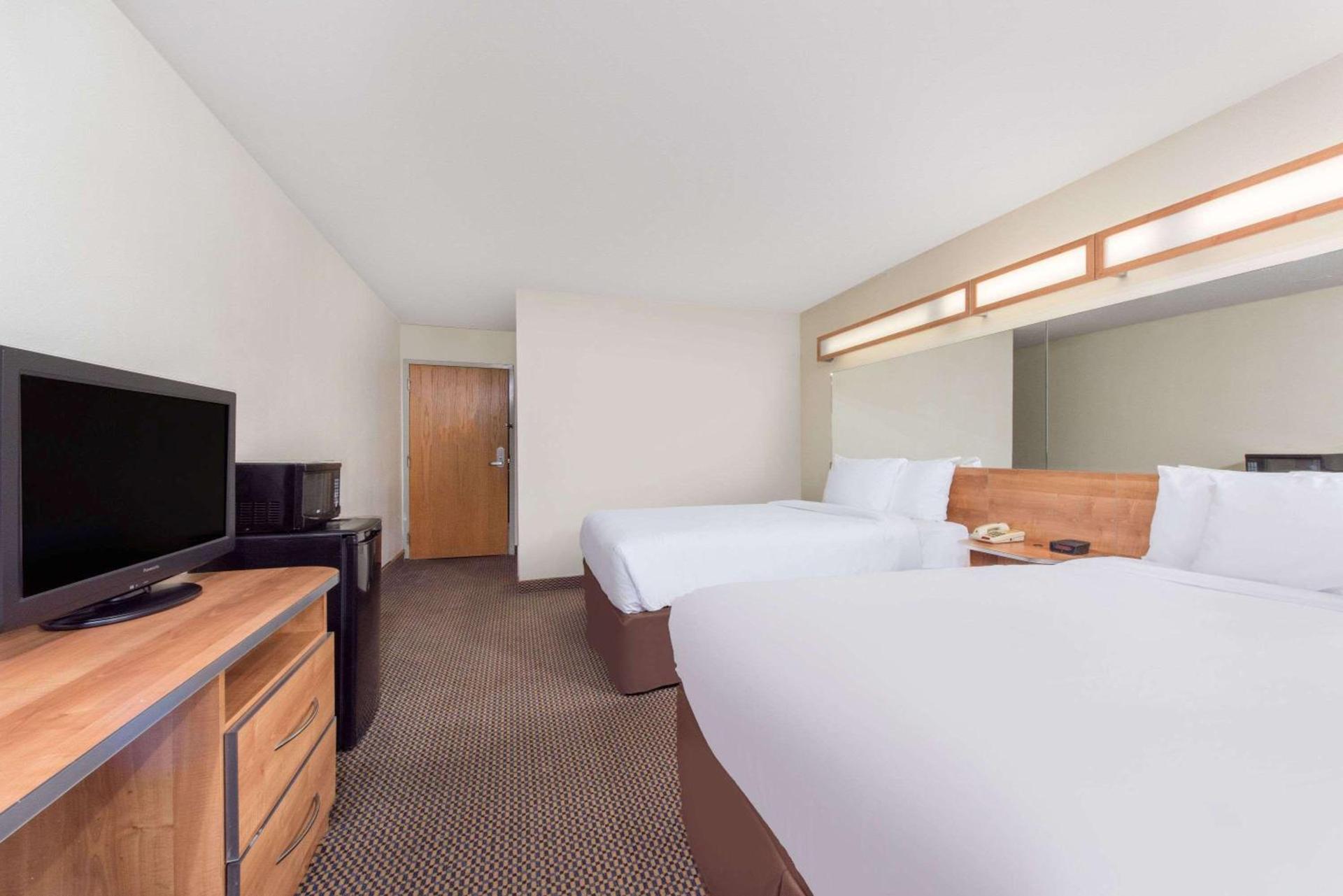 Knights Inn Allentown photo 22