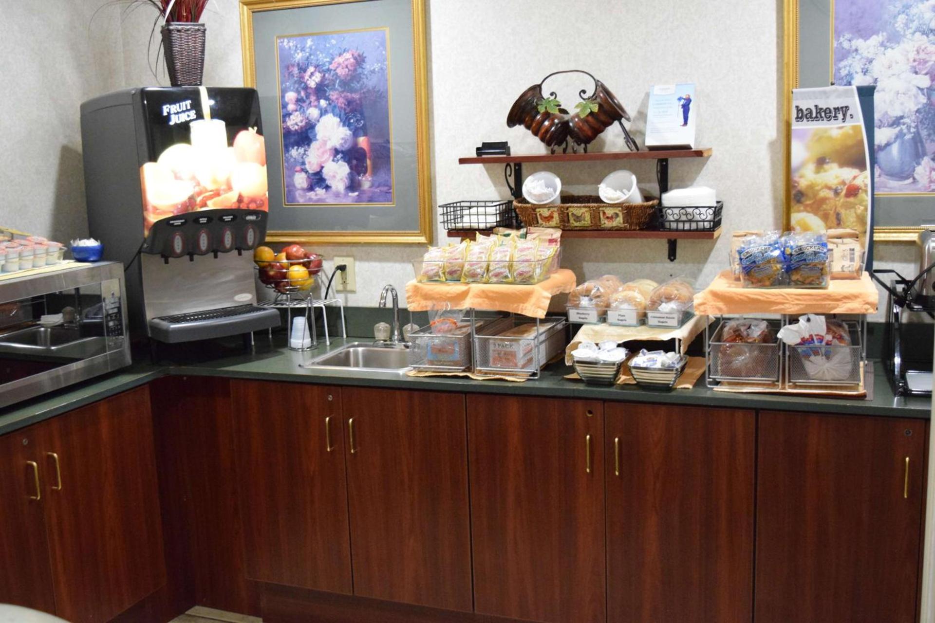 Microtel Inn & Suites by Wyndham Rock Hill/Charlotte Area photo 48