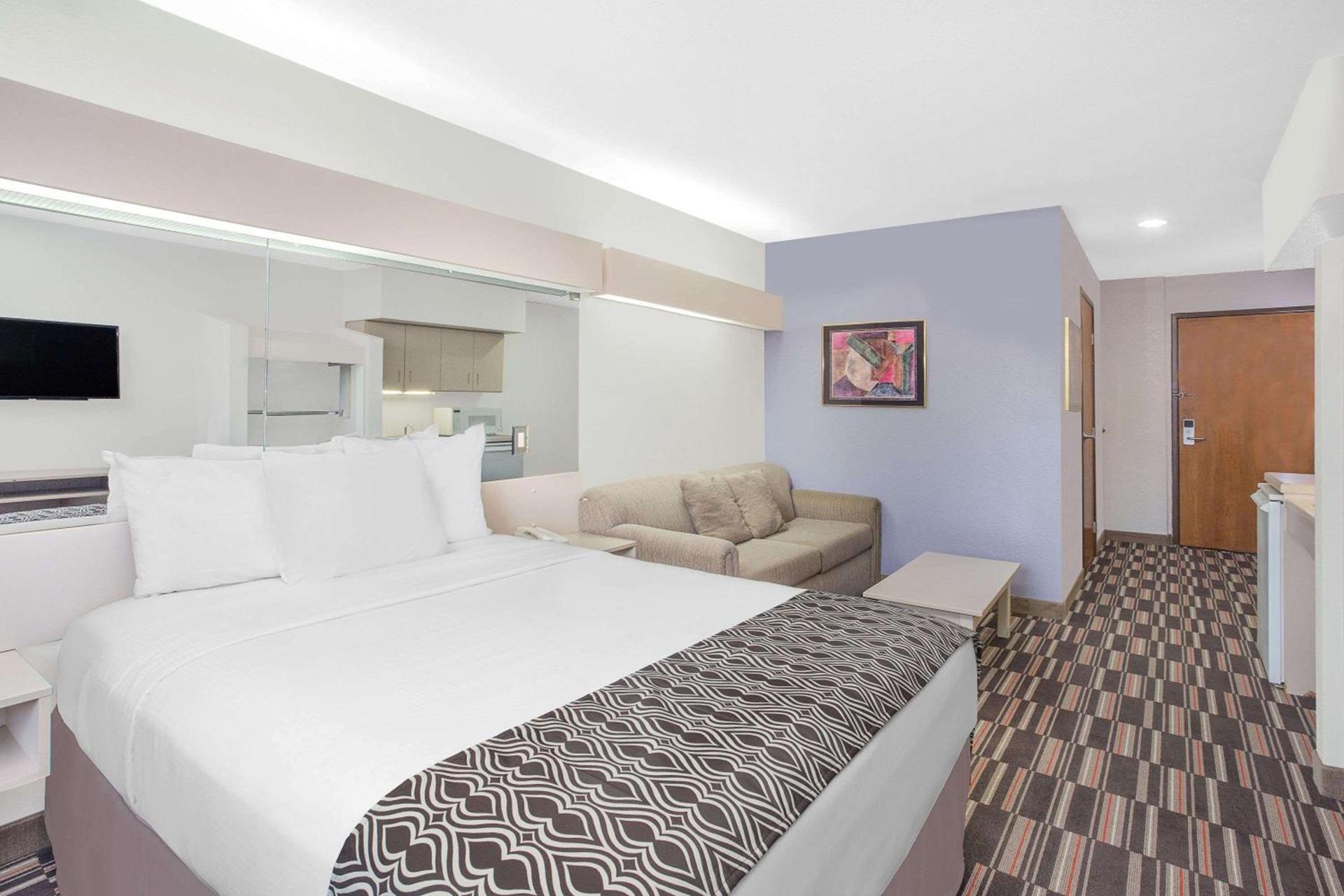 Microtel Inn and Suites by Wyndham Appleton photo 18