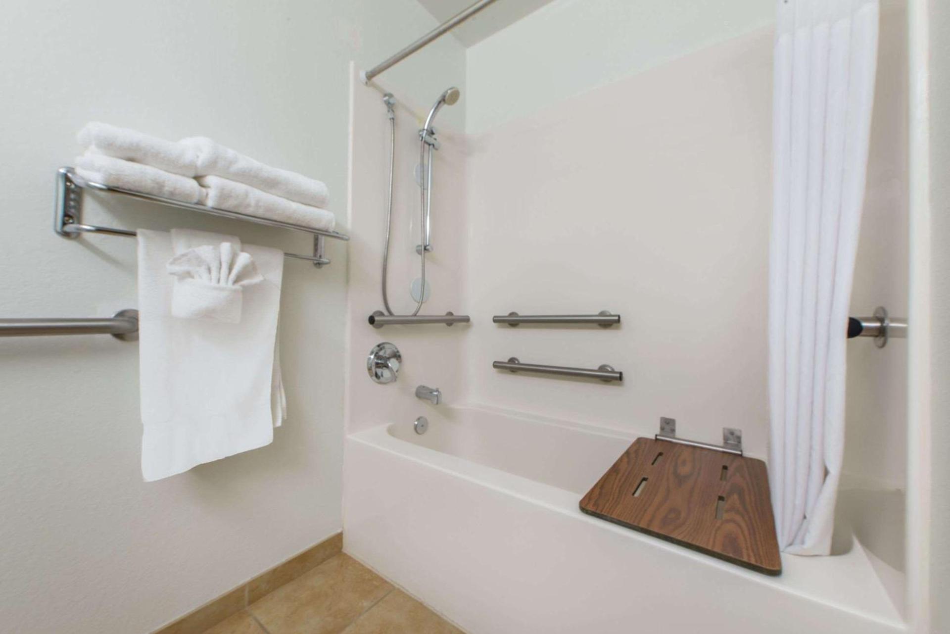 Microtel Inn & Suites photo 22
