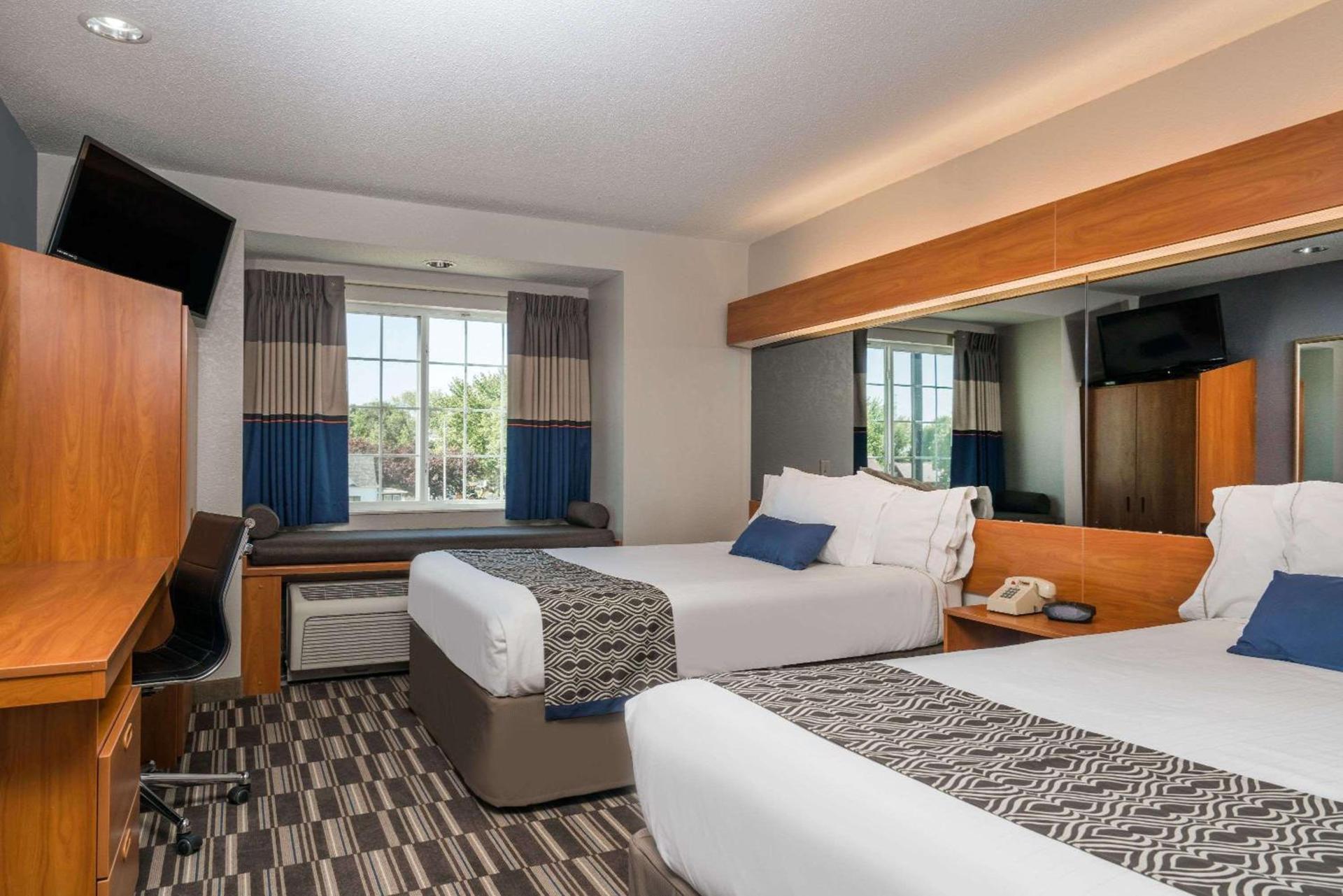 Microtel Inn & Suites by Wyndham Springfield photo 21