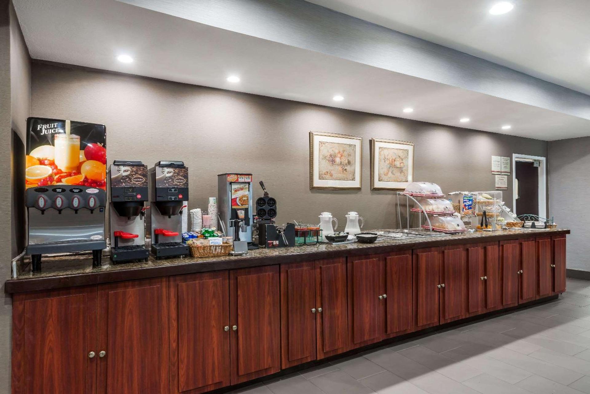 Hawthorn Extended Stay by Wyndham Columbus West photo 23