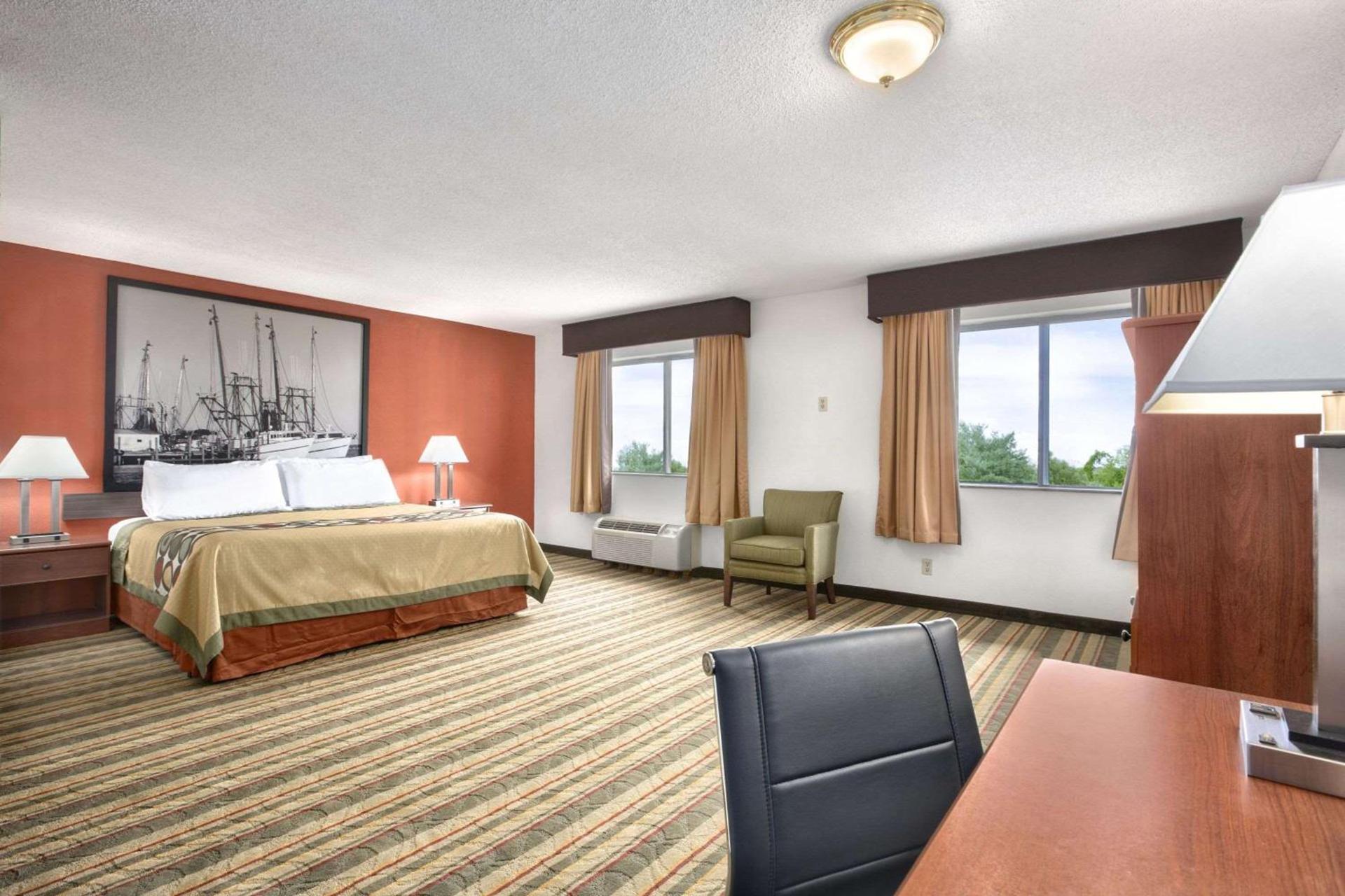 Quality Inn photo 9