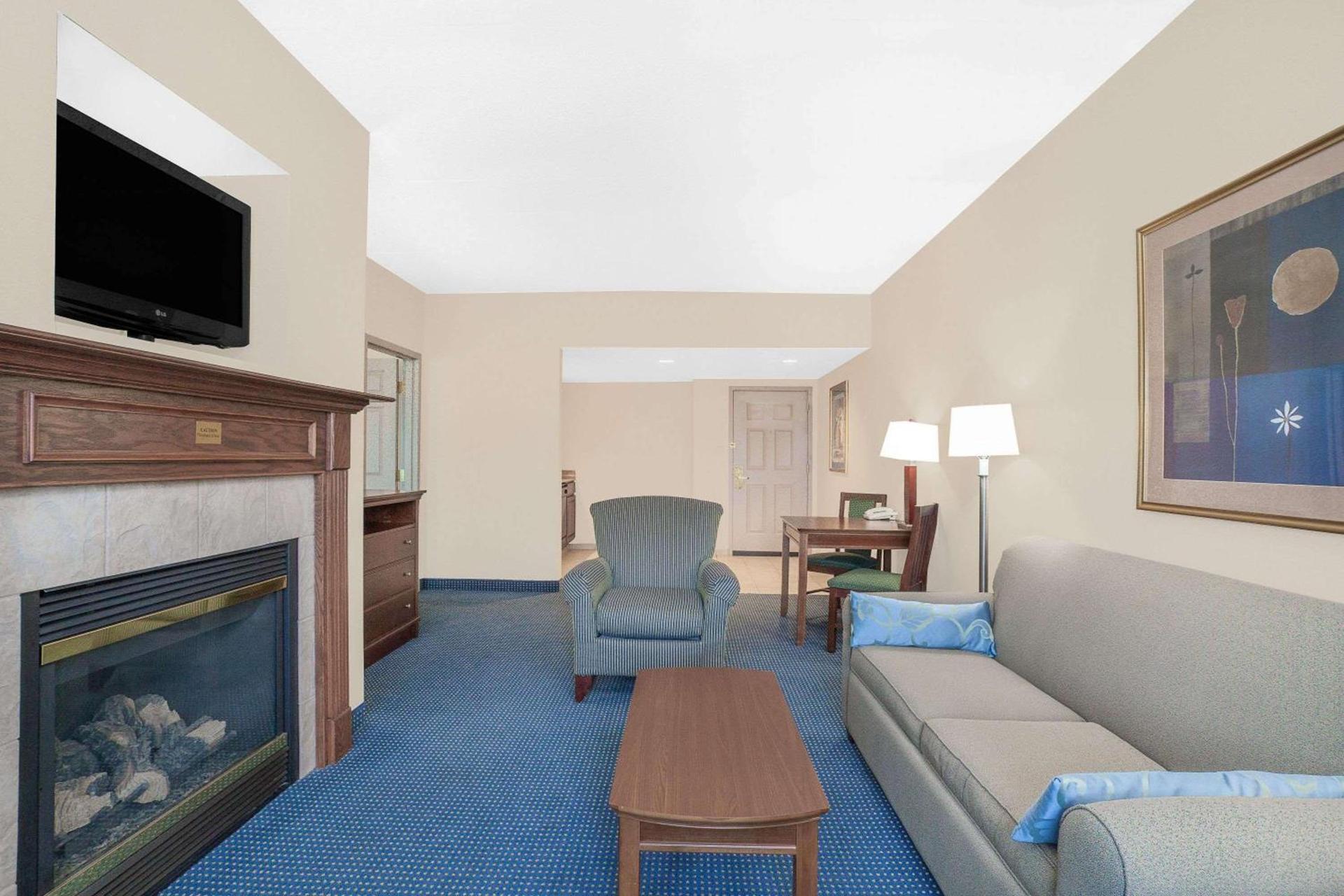 Wingate by Wyndham Ellicottville photo 9