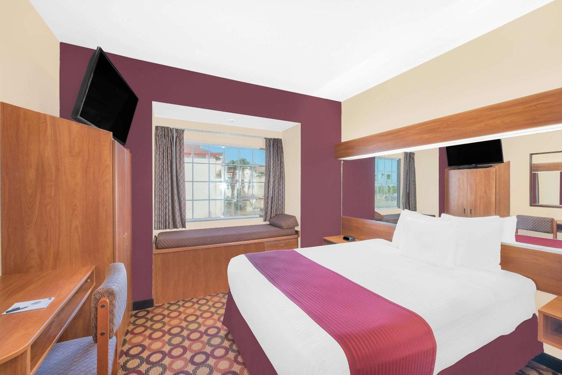 Microtel Inn & Suites by Wyndham Corpus Christi/Aransas Pass photo 5