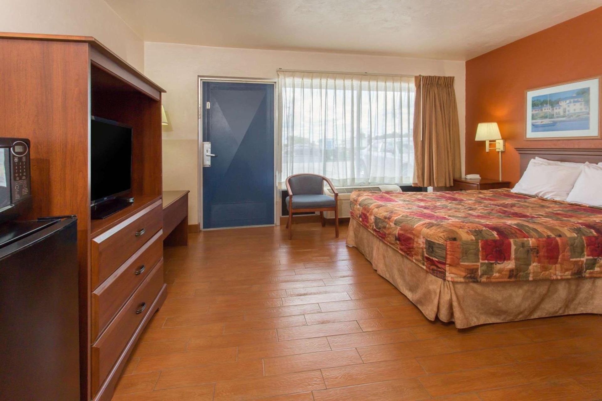 Knights Inn Arcadia photo 10