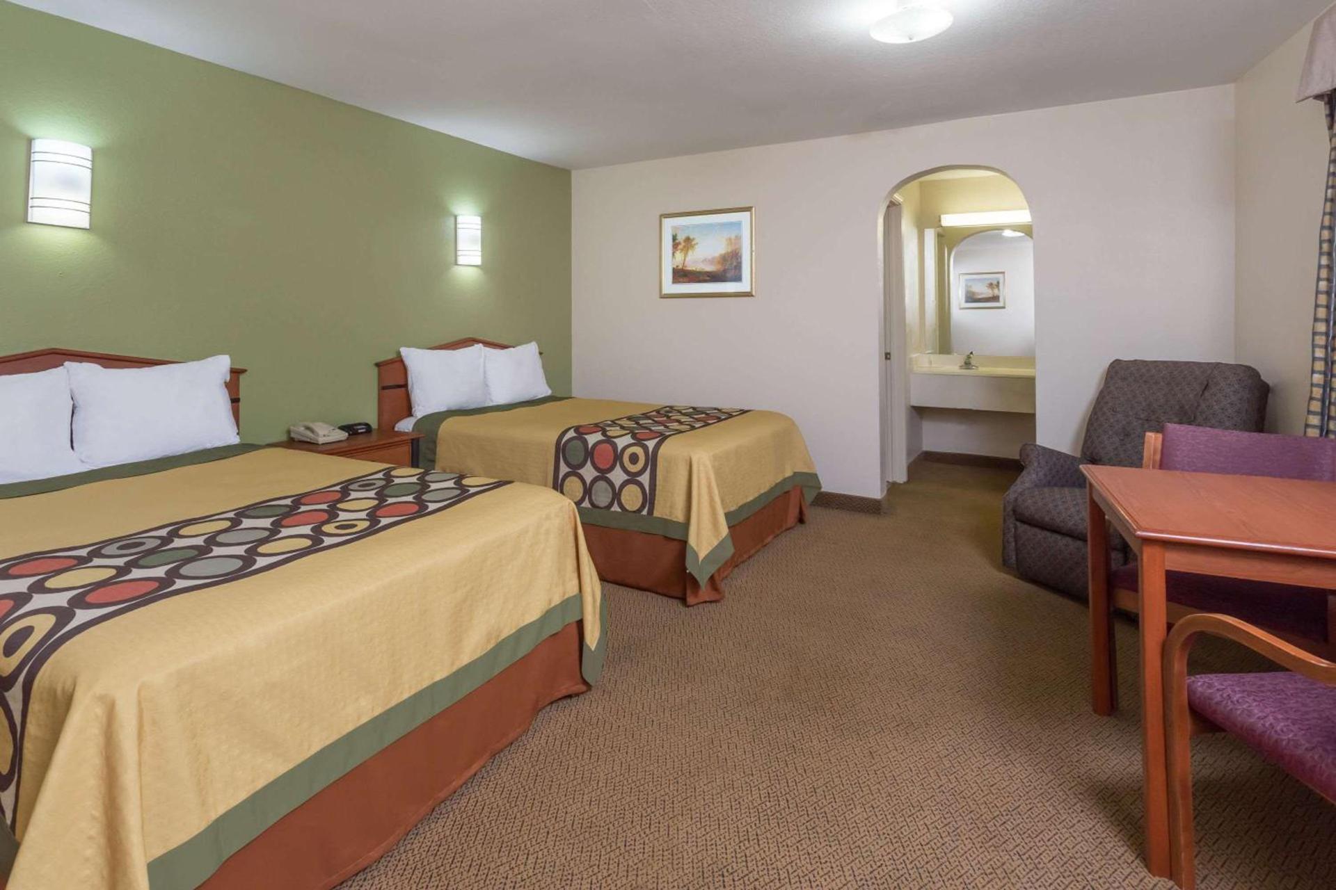 Knights Inn Franklin Ave Waco photo 28