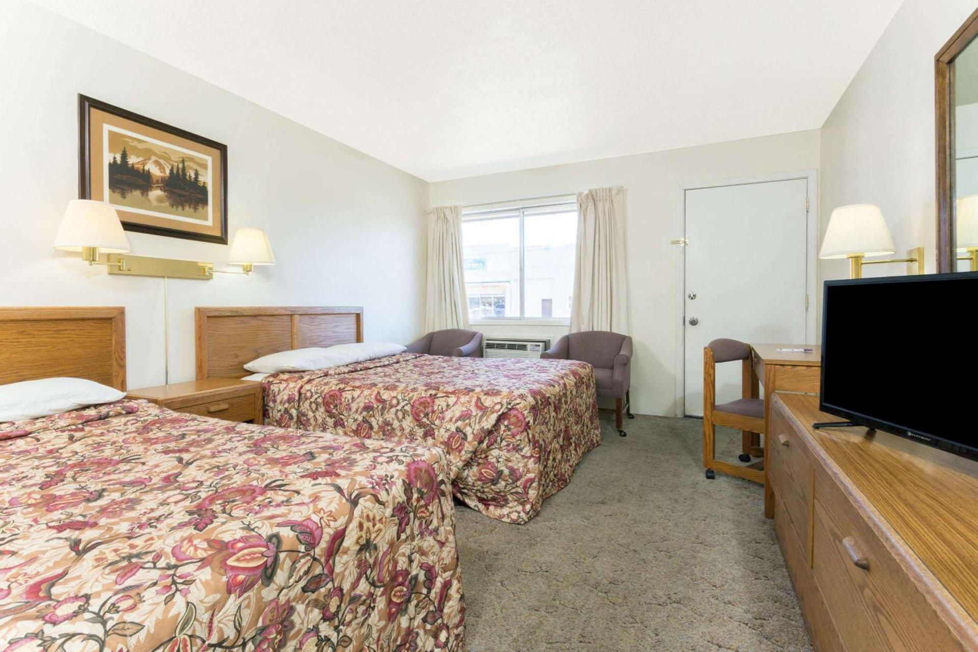 Knights Inn - Baker City photo 30