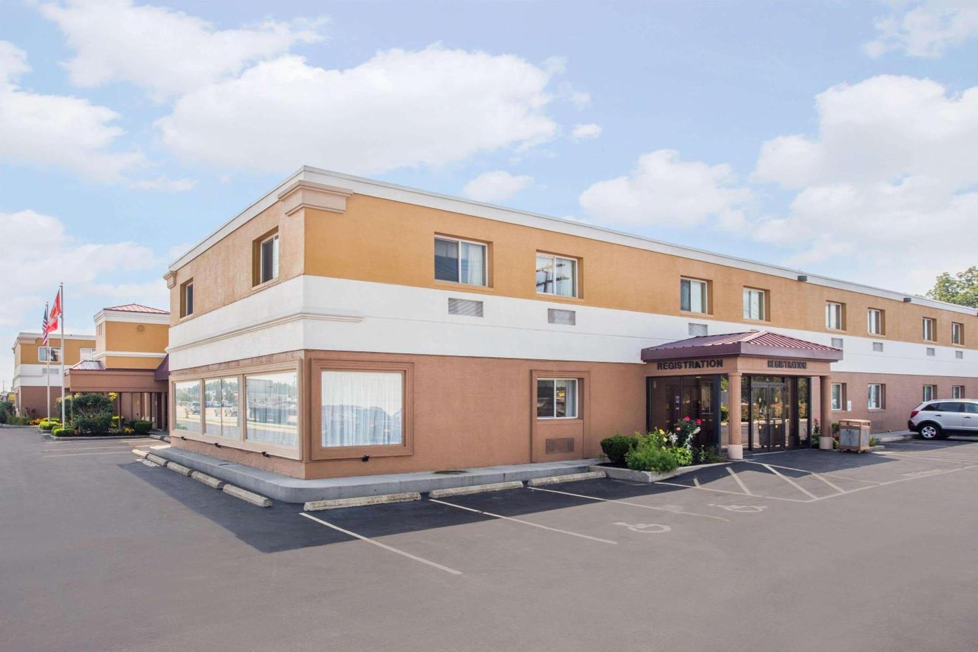 FairBridge Inn Express Buffalo Airport Williamsville photo 20