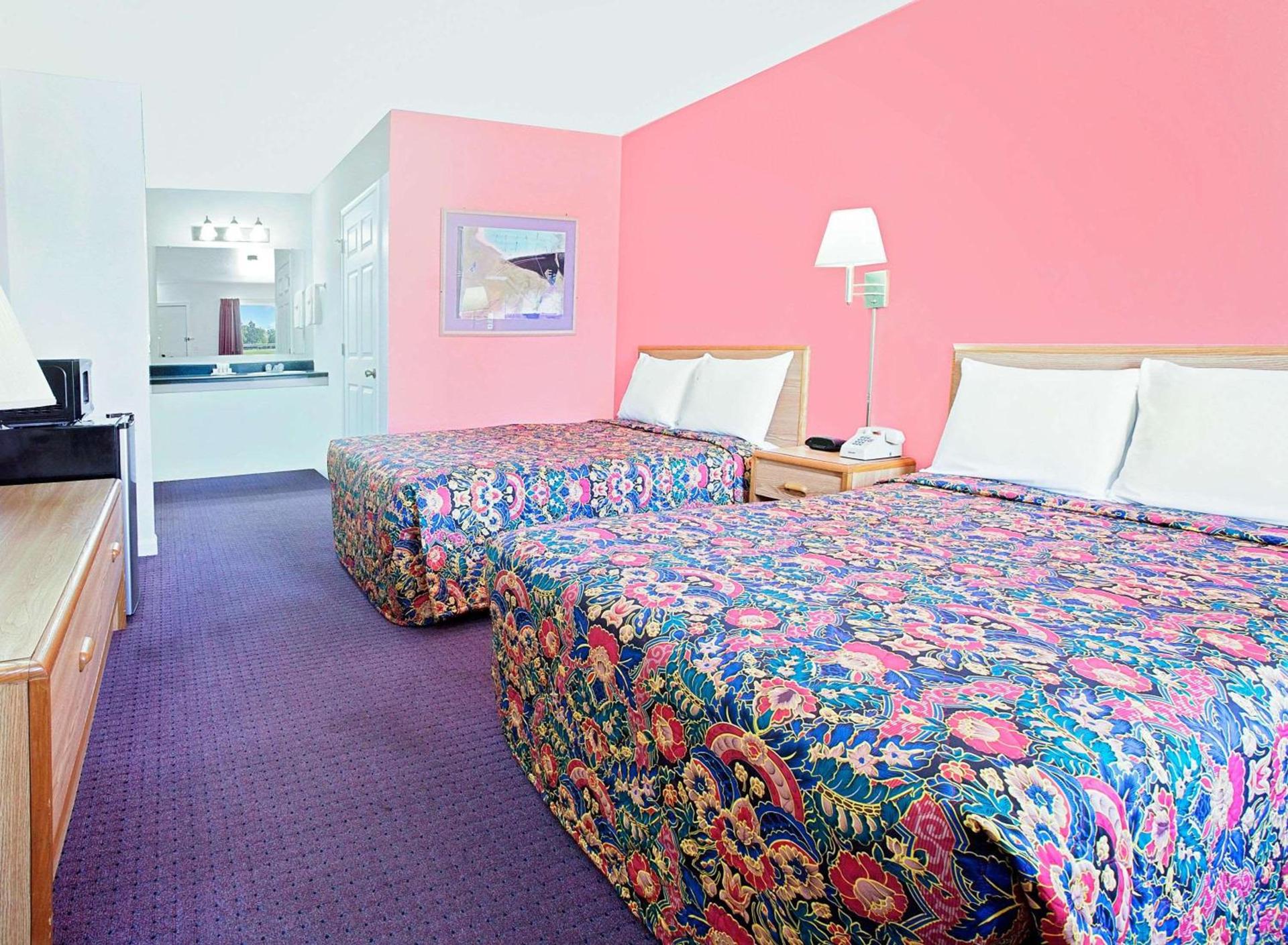 Knights Inn Muskogee photo 6