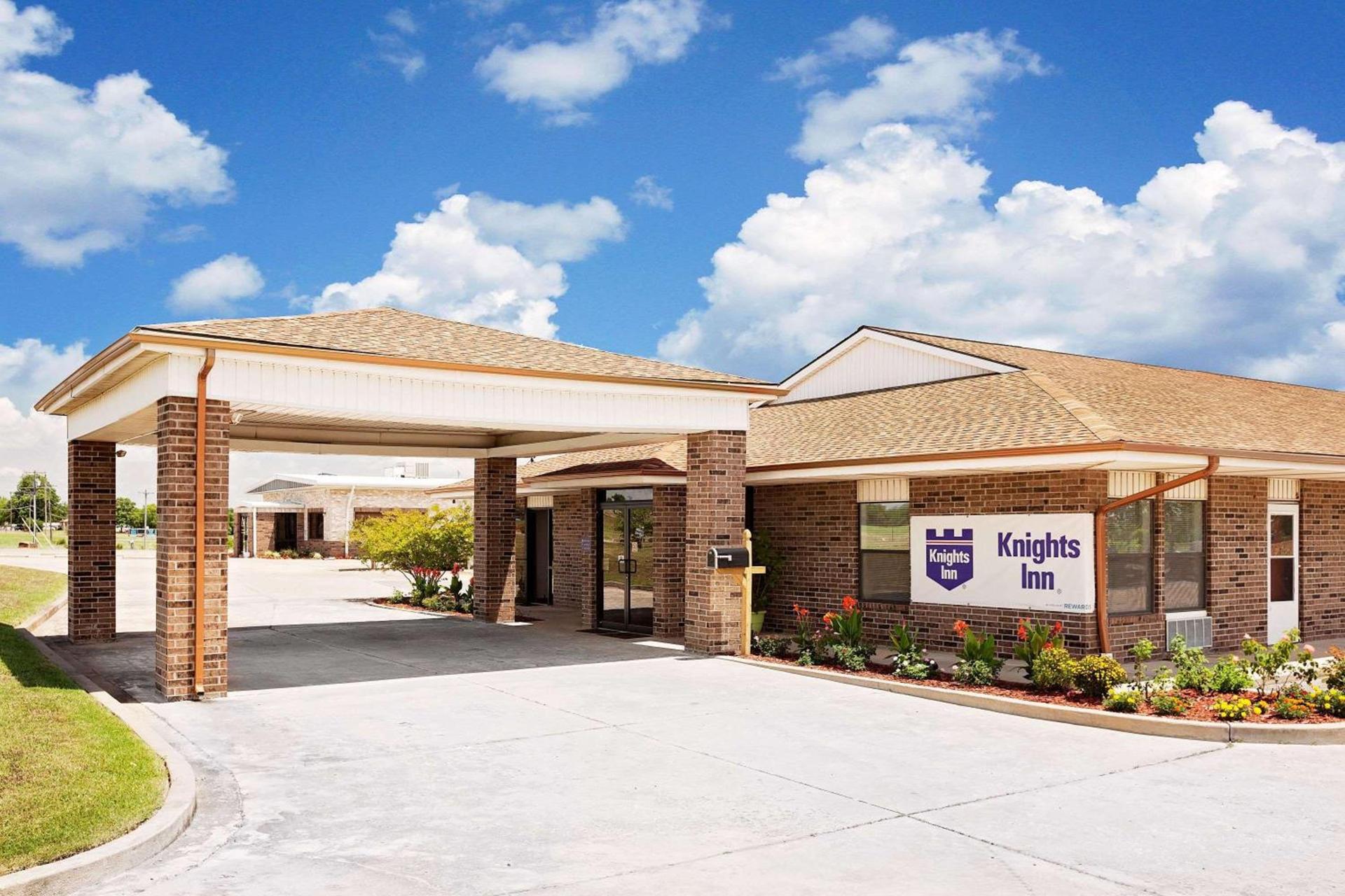 Knights Inn Muskogee photo 1