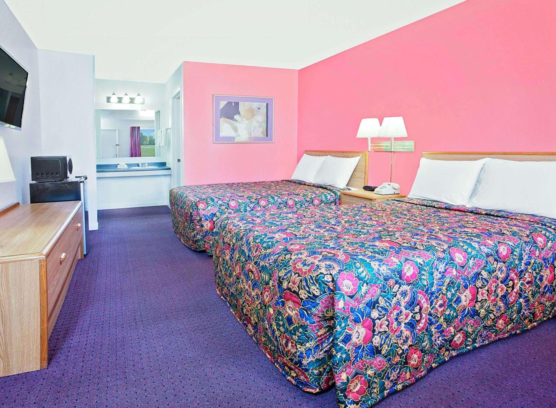 Knights Inn Muskogee photo 15