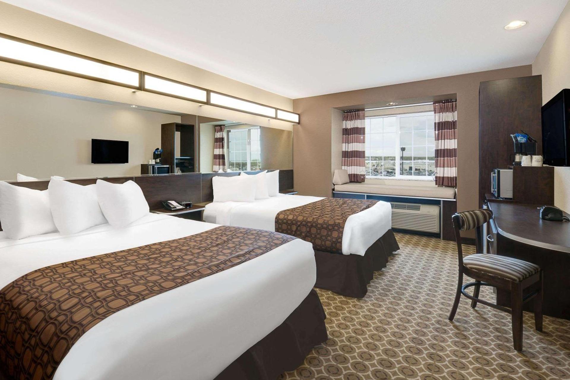 Microtel Inn & Suites by Wyndham Williston photo 5