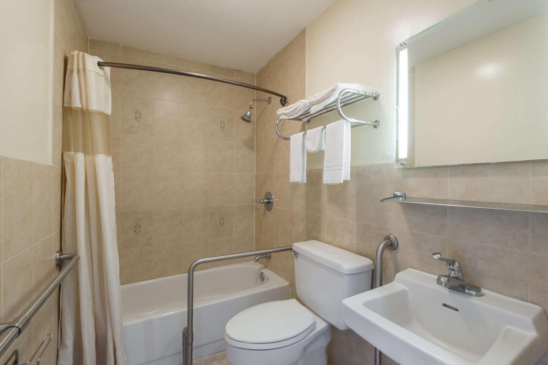 Elite Inn photo 19