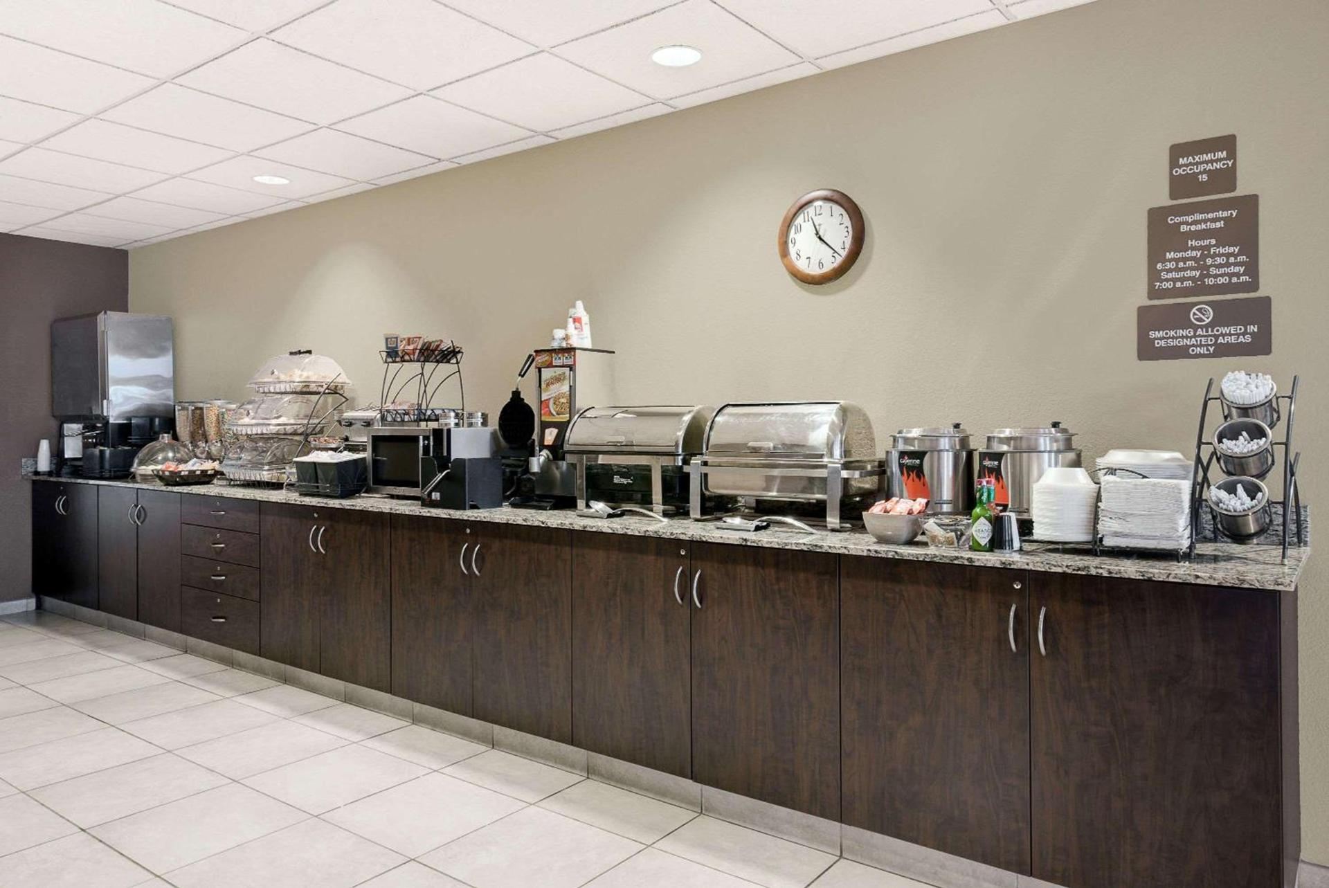 Microtel Inn & Suites by Wyndham Williston photo 19