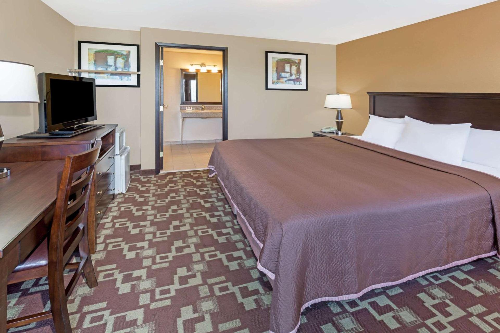 Travelodge by Wyndham Newport photo 18