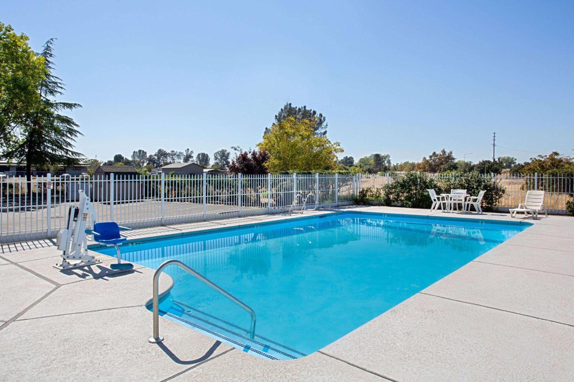 Super 8 by Wyndham Oroville photo 4