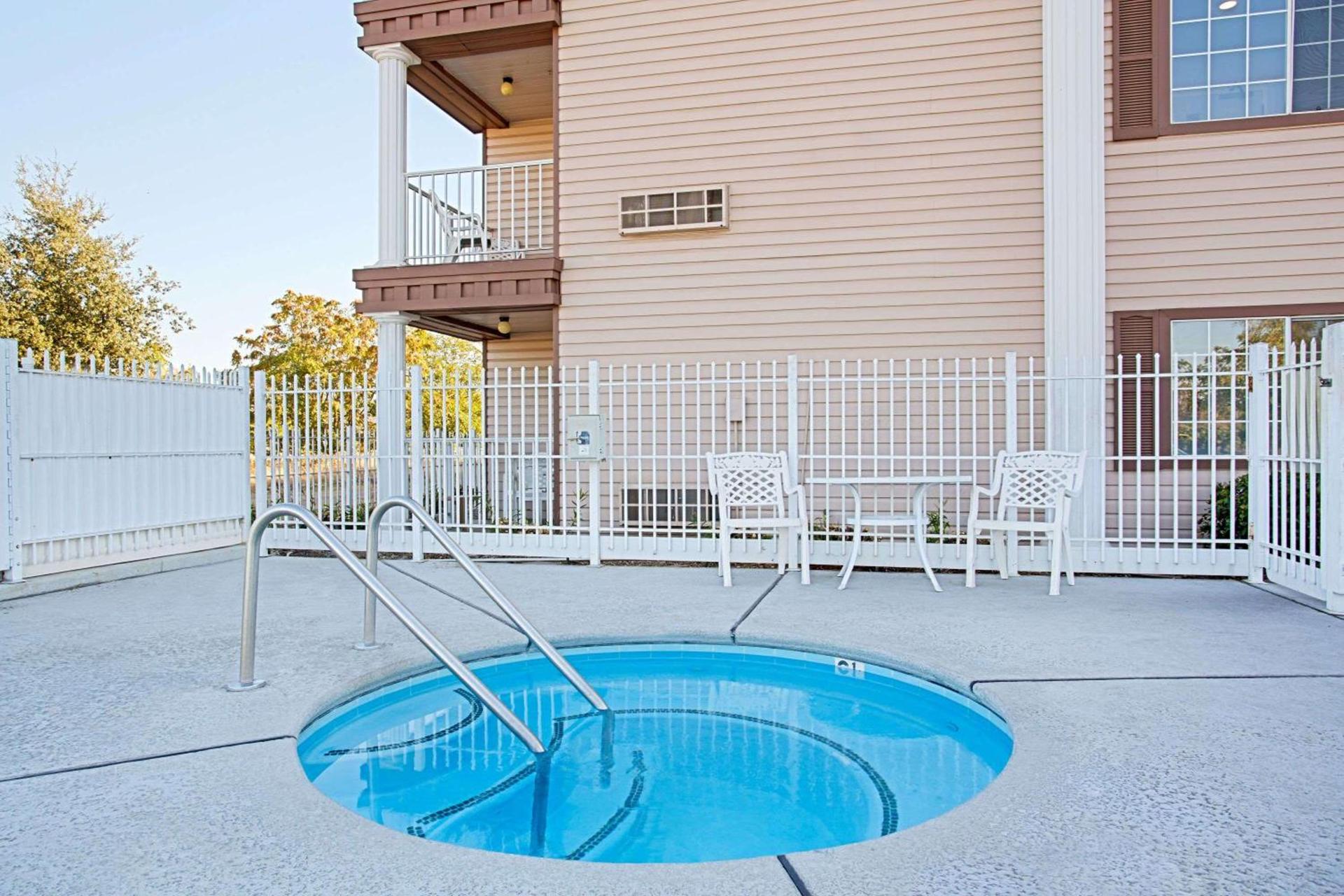 Super 8 by Wyndham Oroville photo 5