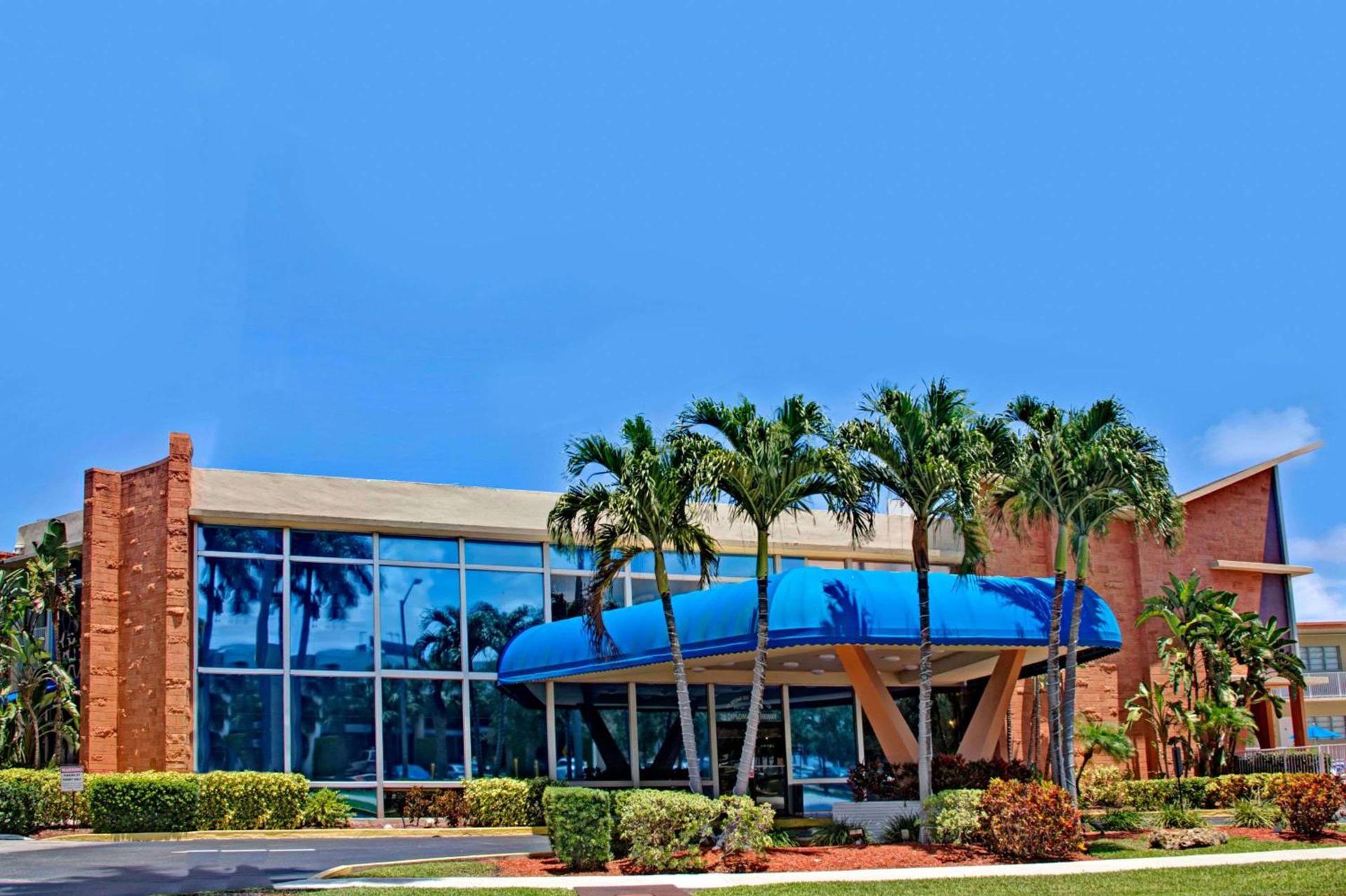 Knights Inn Hallandale photo 12