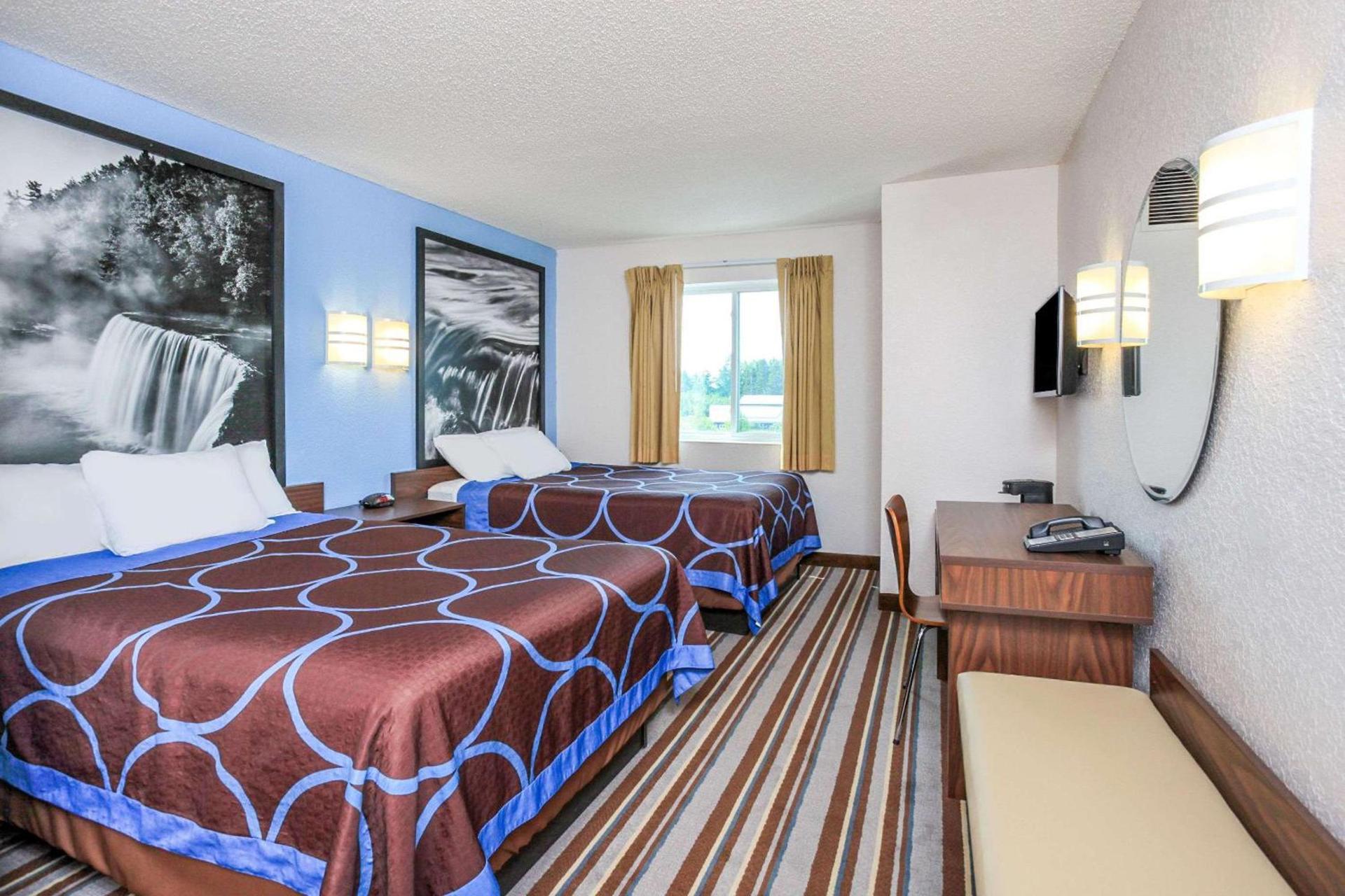 Super 8 by Wyndham Sault Ste. Marie photo 8
