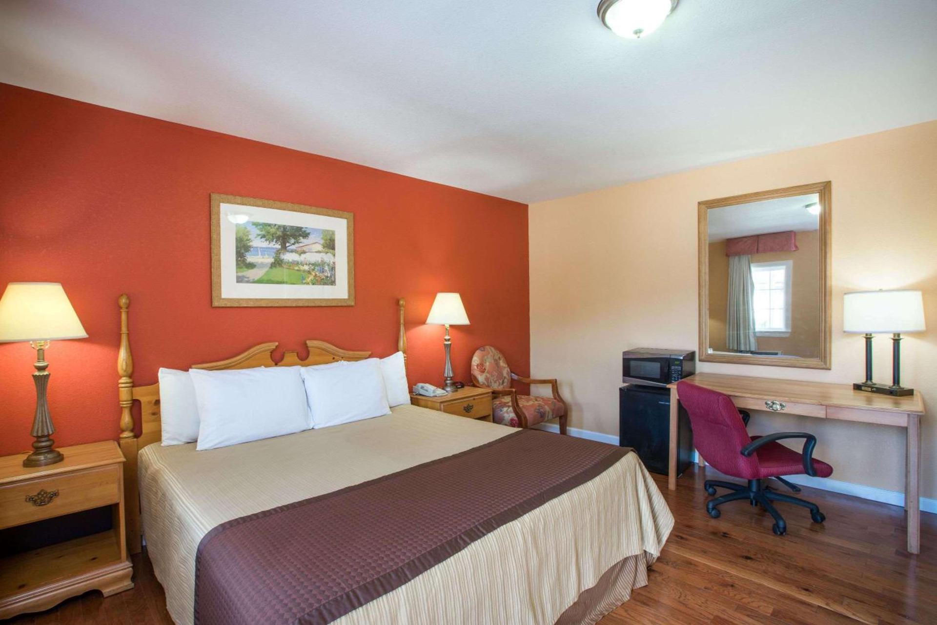 The Hillside Hotel photo 21