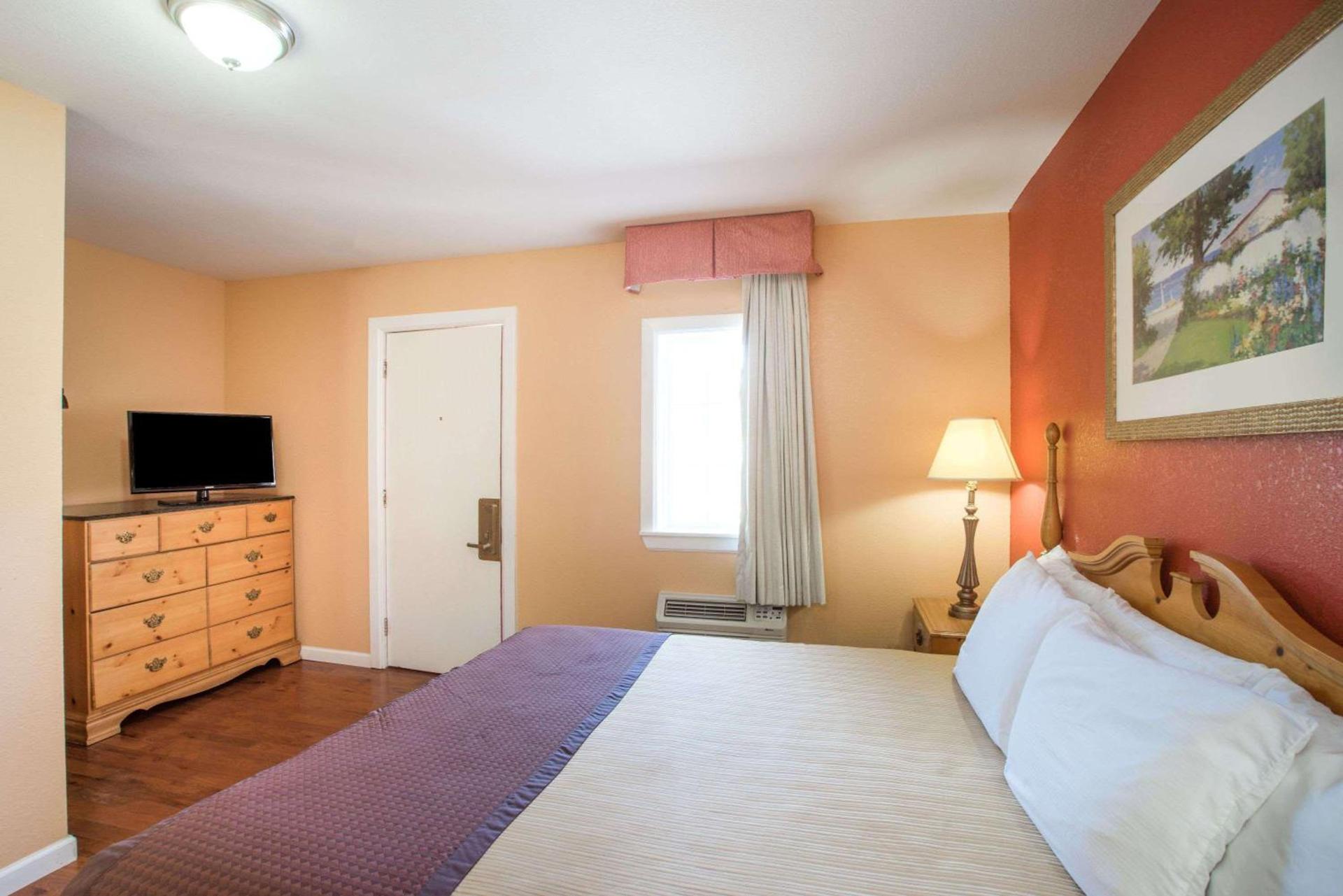 The Hillside Hotel photo 12
