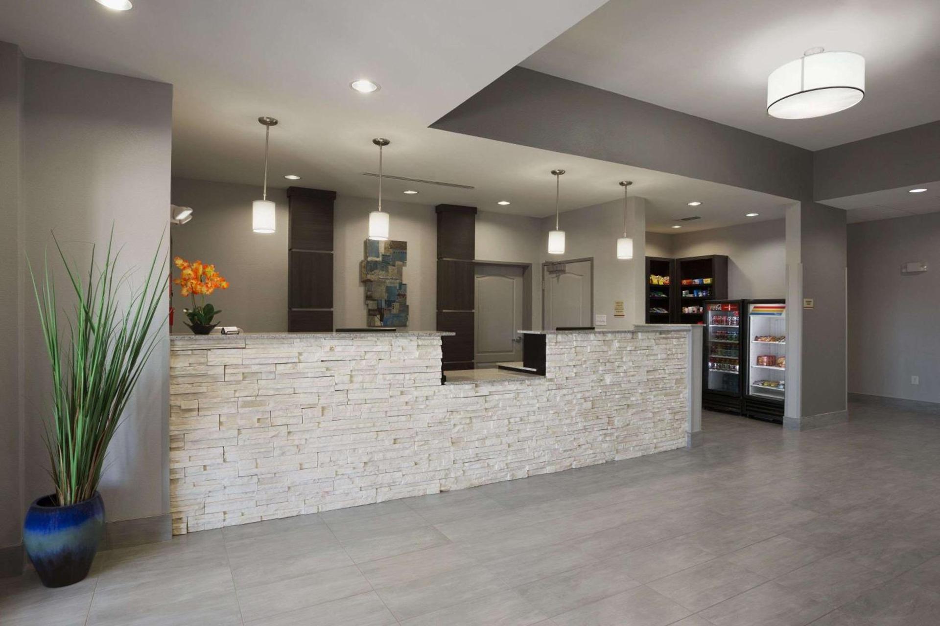 Hawthorn Suites by Wyndham San Angelo photo 34