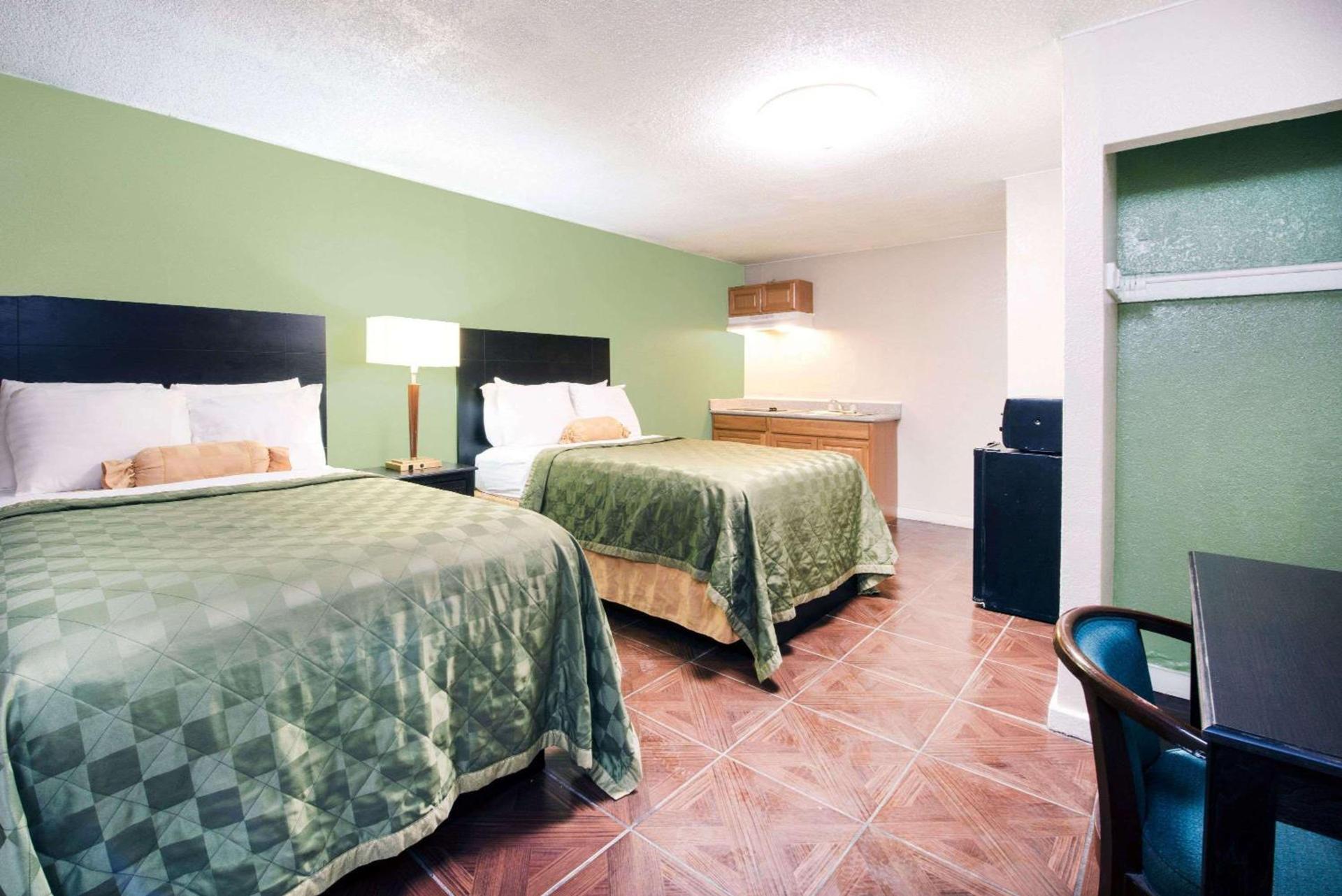 Executive Inn & Kitchenette Suites-Eagle Pass photo 19