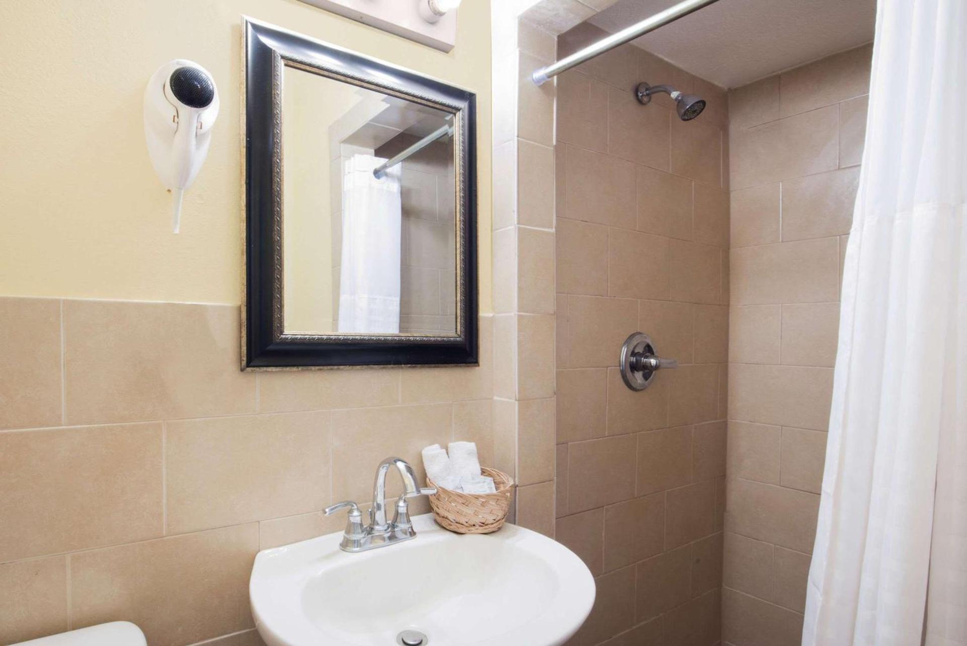 Executive Inn & Kitchenette Suites-Eagle Pass photo 16