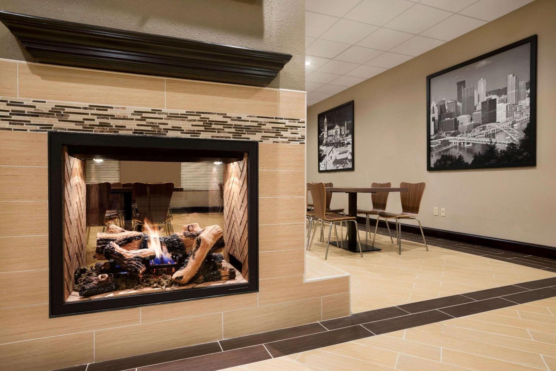 Super 8 by Wyndham Hershey Chocolate Avenue photo 30