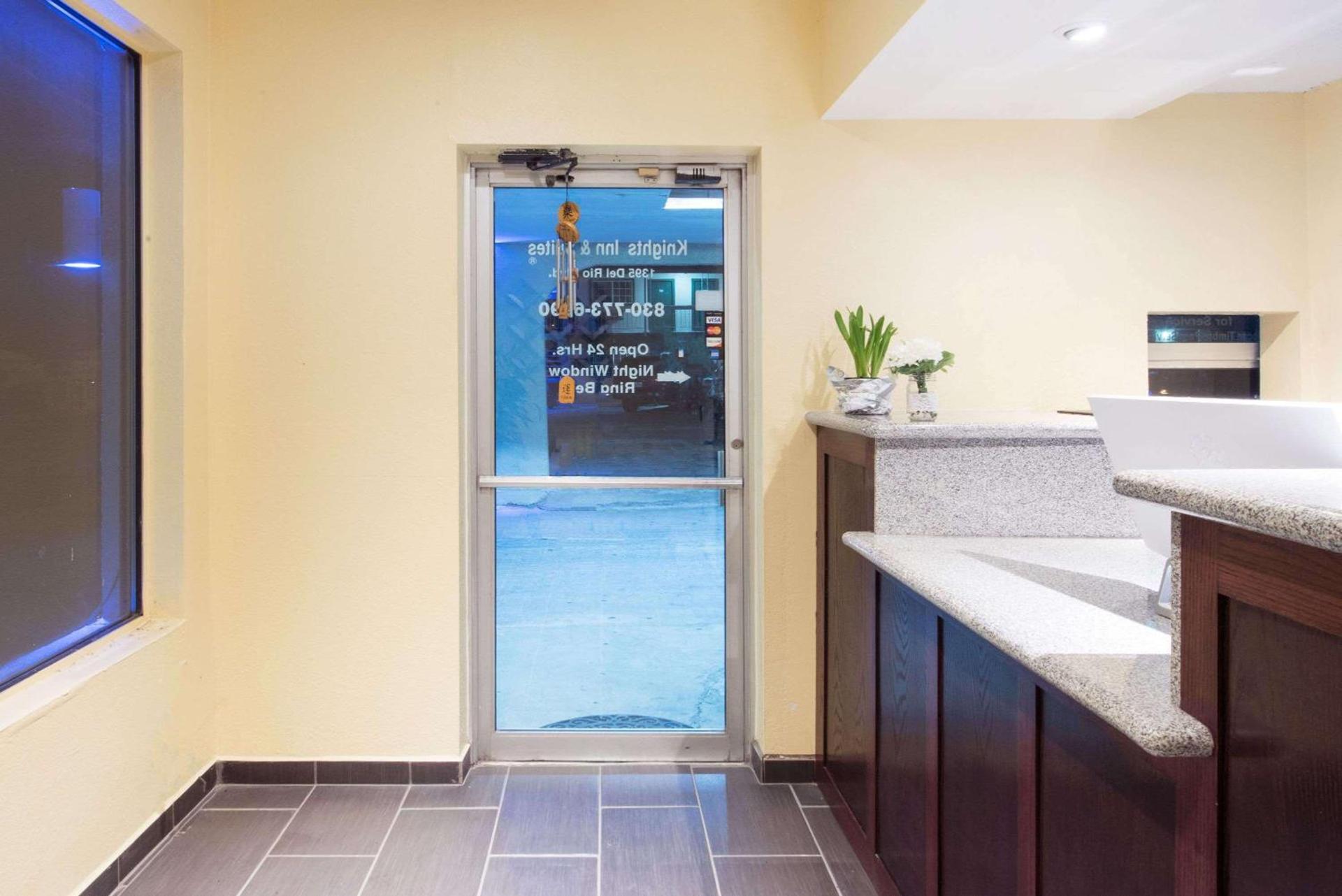 Executive Inn & Kitchenette Suites-Eagle Pass photo 14