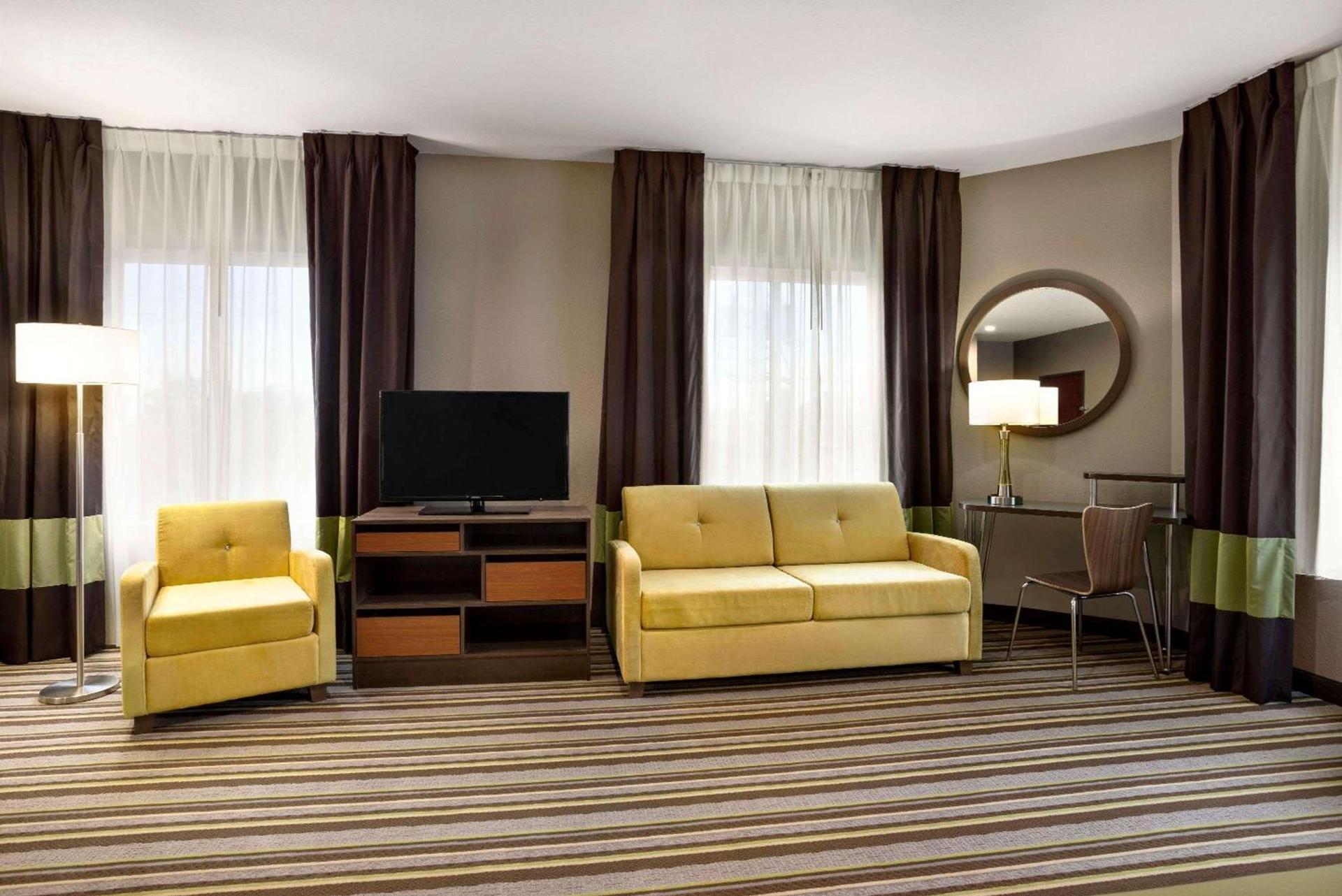 Super 8 by Wyndham Hershey Chocolate Avenue photo 34