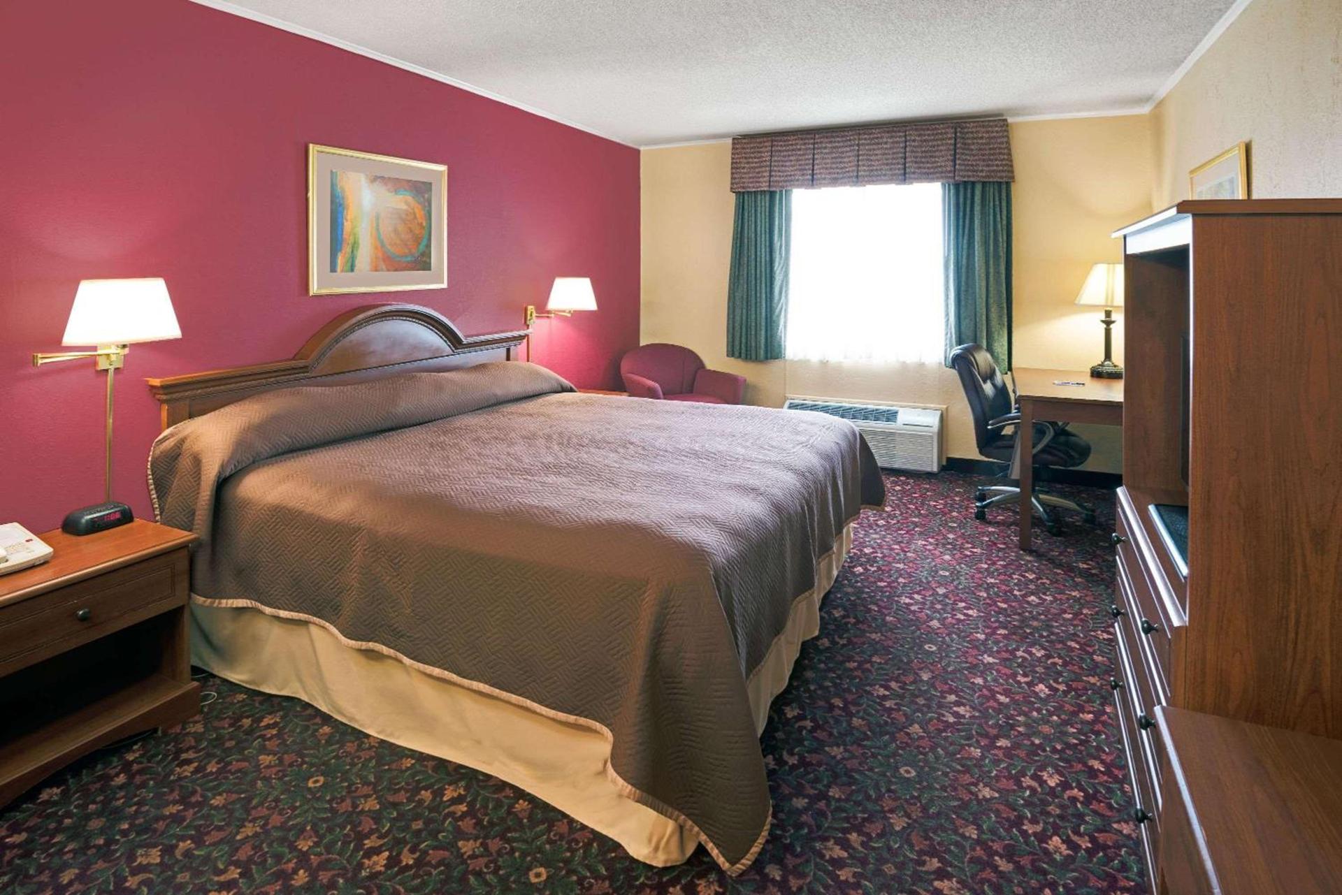 Travelodge by Wyndham Beckley photo 10