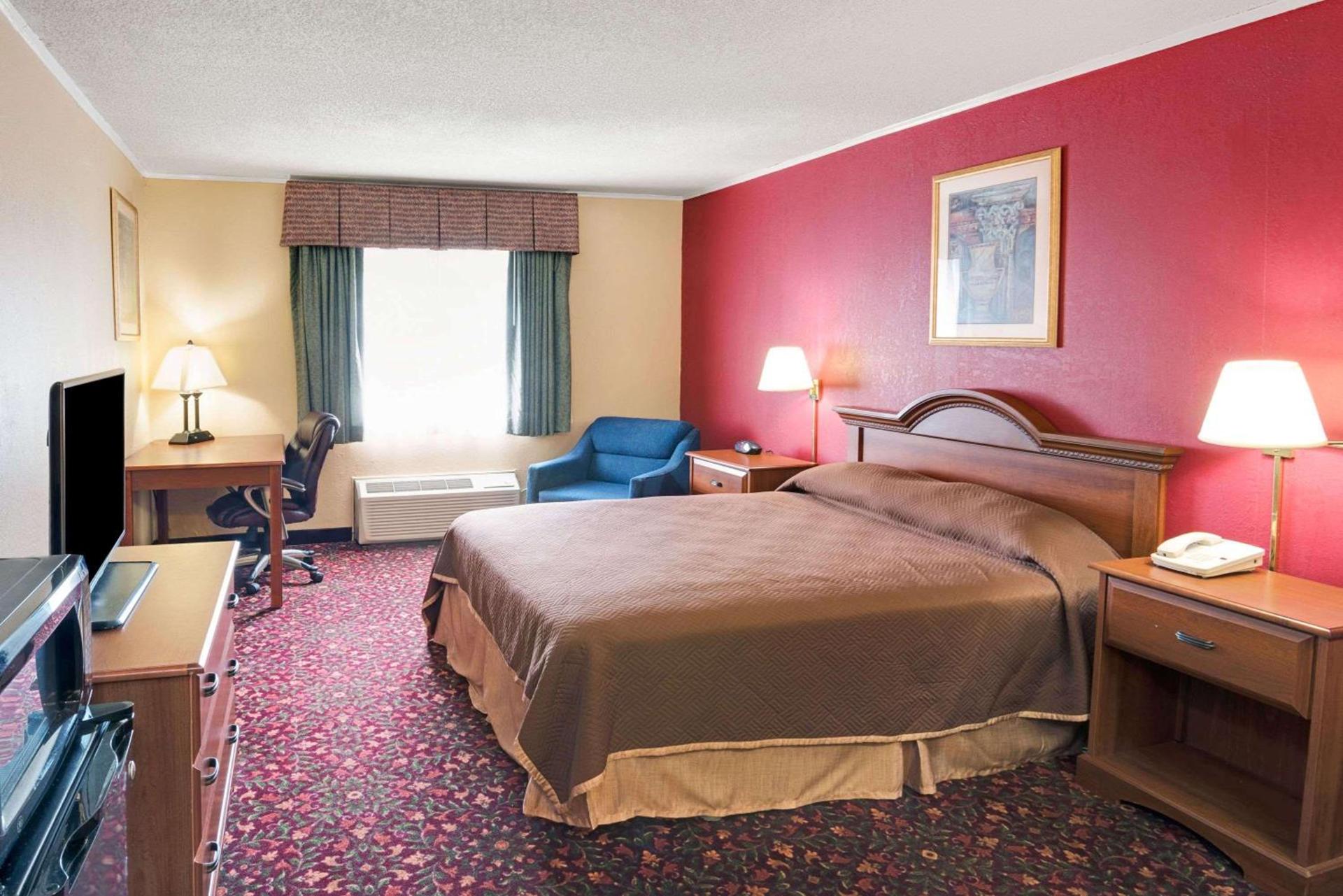 Travelodge by Wyndham Beckley photo 6