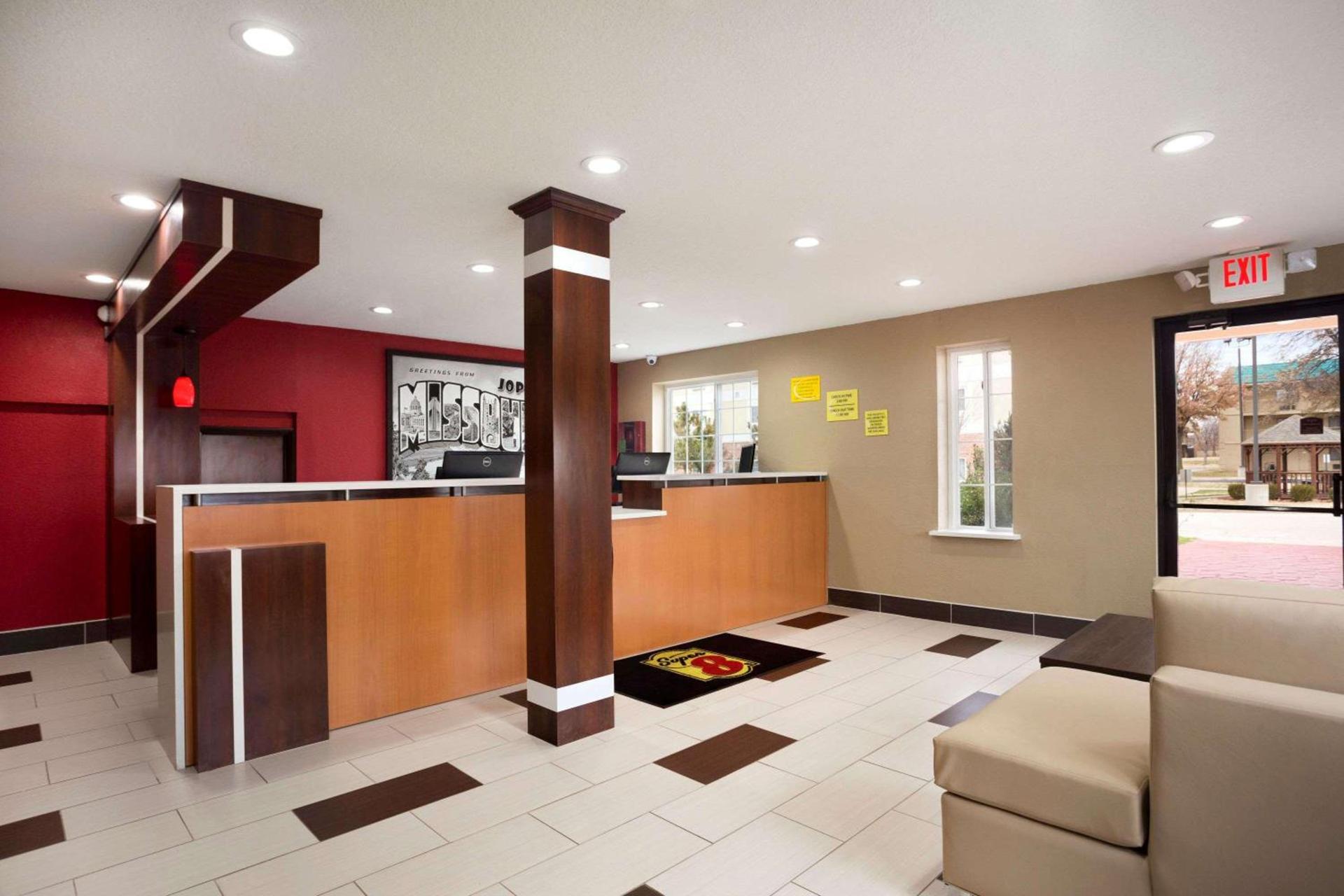 Super 8 by Wyndham Joplin photo 3