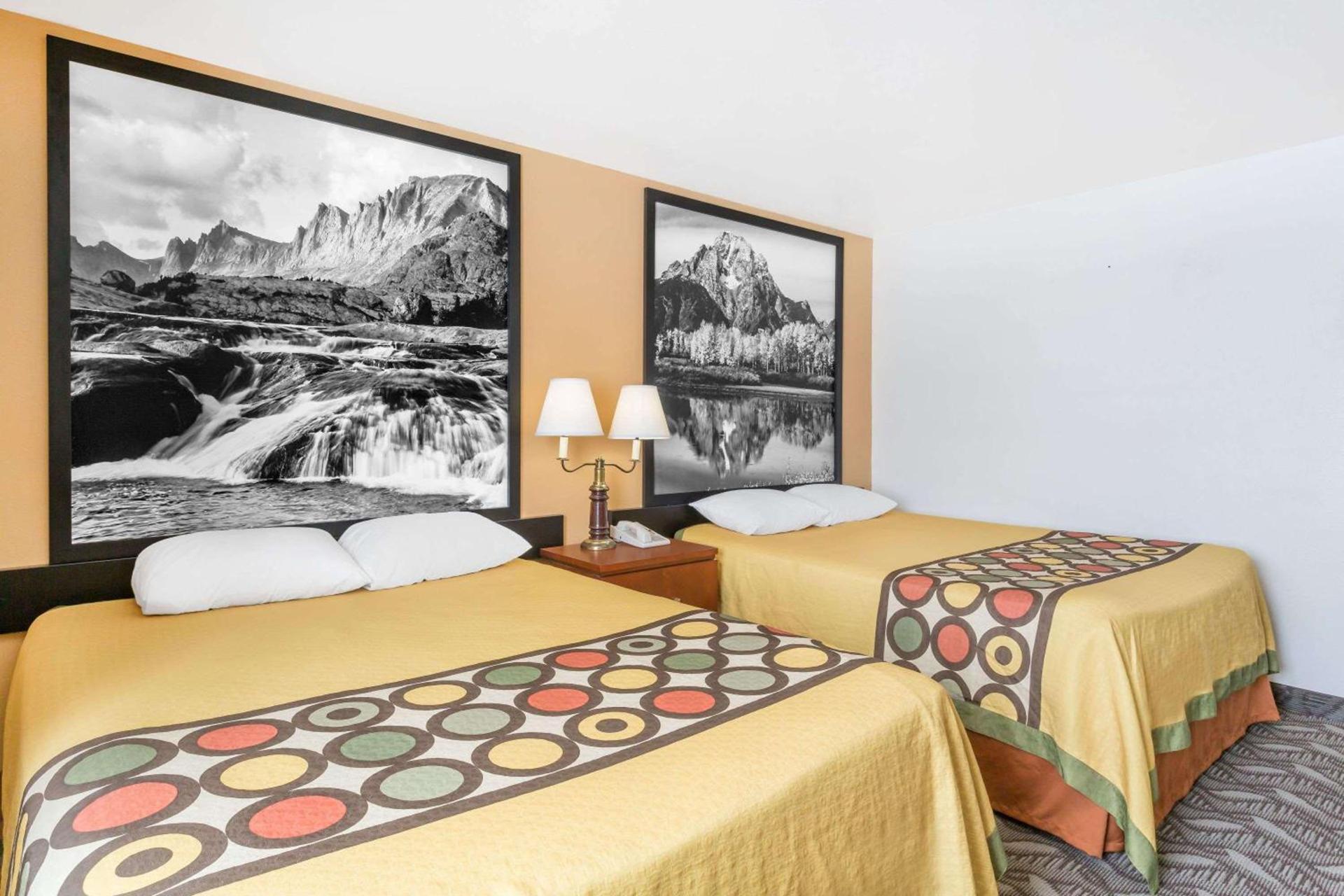 Super 8 by Wyndham Diamondville Kemmerer photo 5