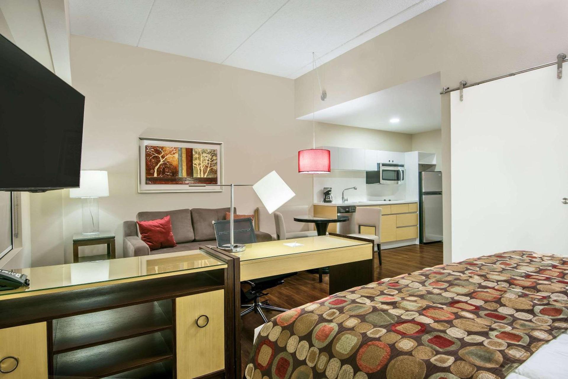 Hawthorn Extended Stay by Wyndham McAllen photo 13