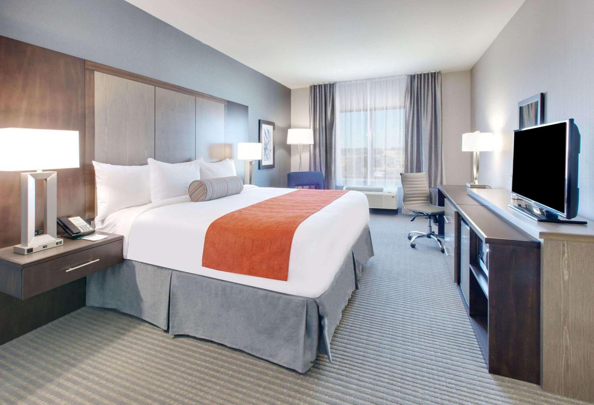Wingate by Wyndham San Angelo photo 32