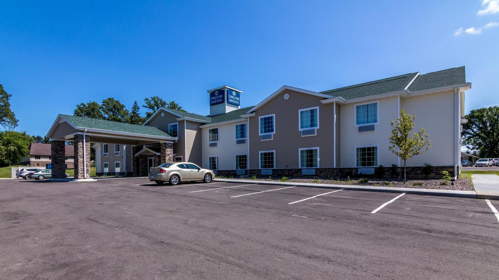 Cobblestone Inn & Suites - Barron photo 1