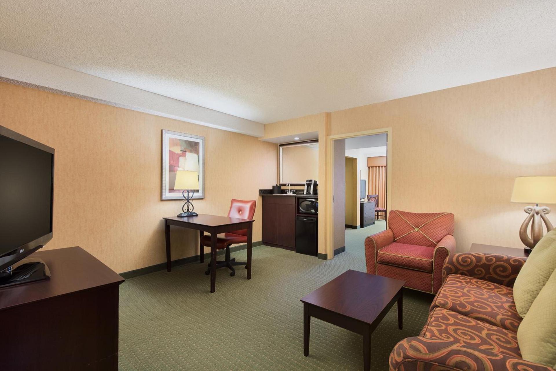University Plaza Hotel photo 12