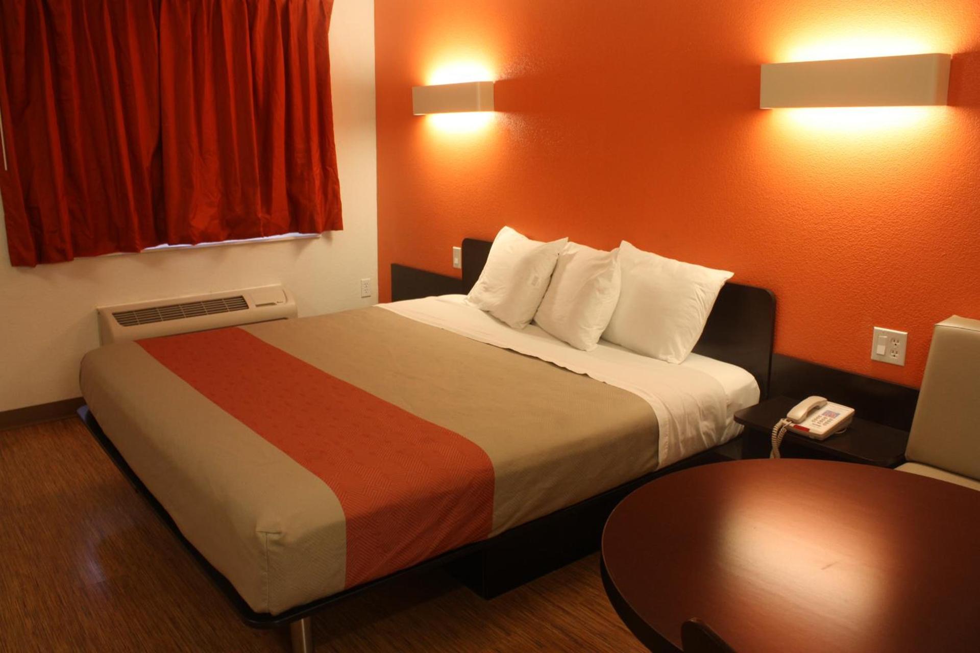Motel 6-Youngstown, OH photo 46