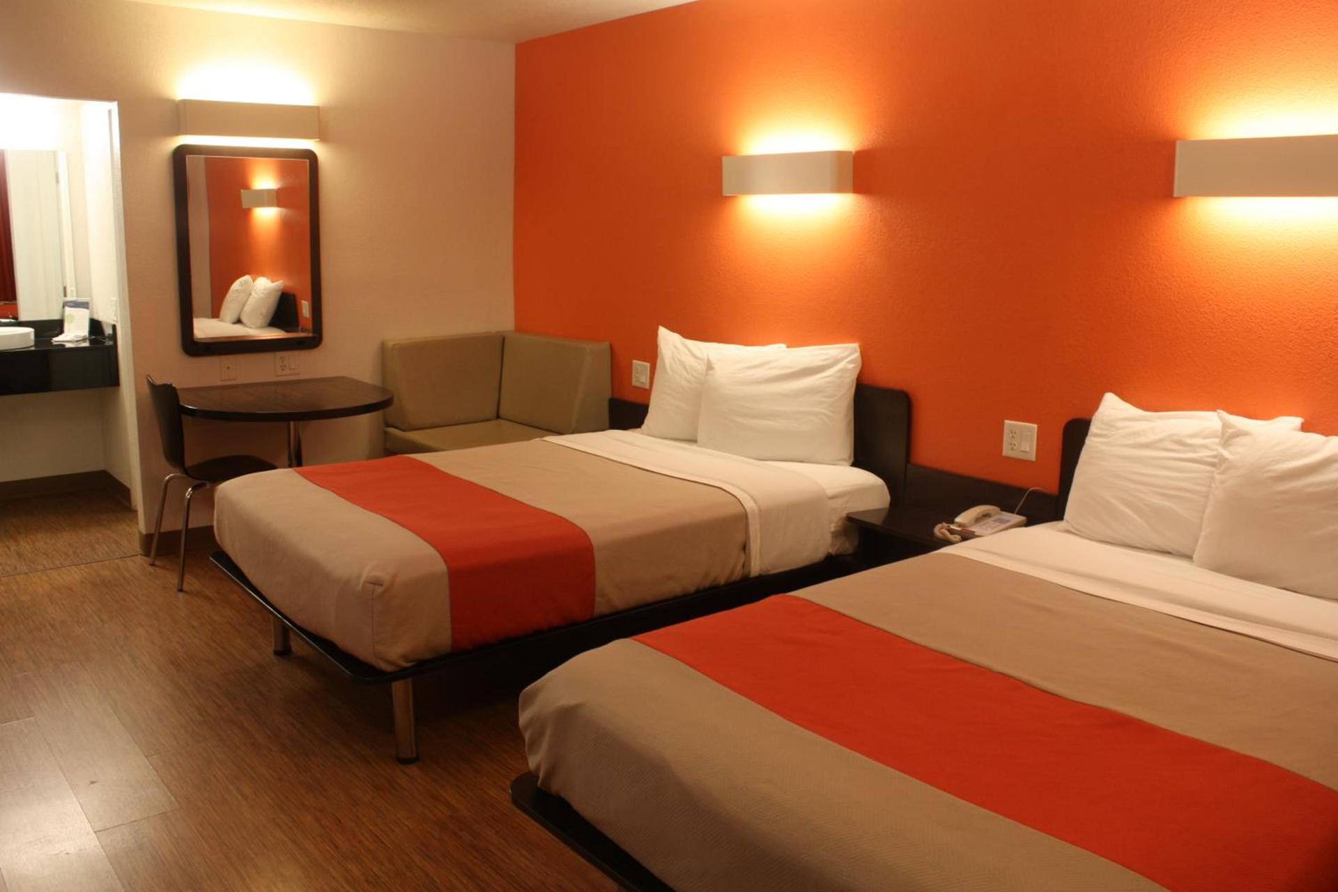 Motel 6-Youngstown, OH photo 37