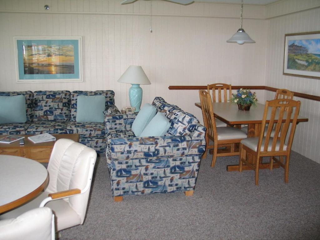 Outer Banks Beach Club II Resorts photo 13