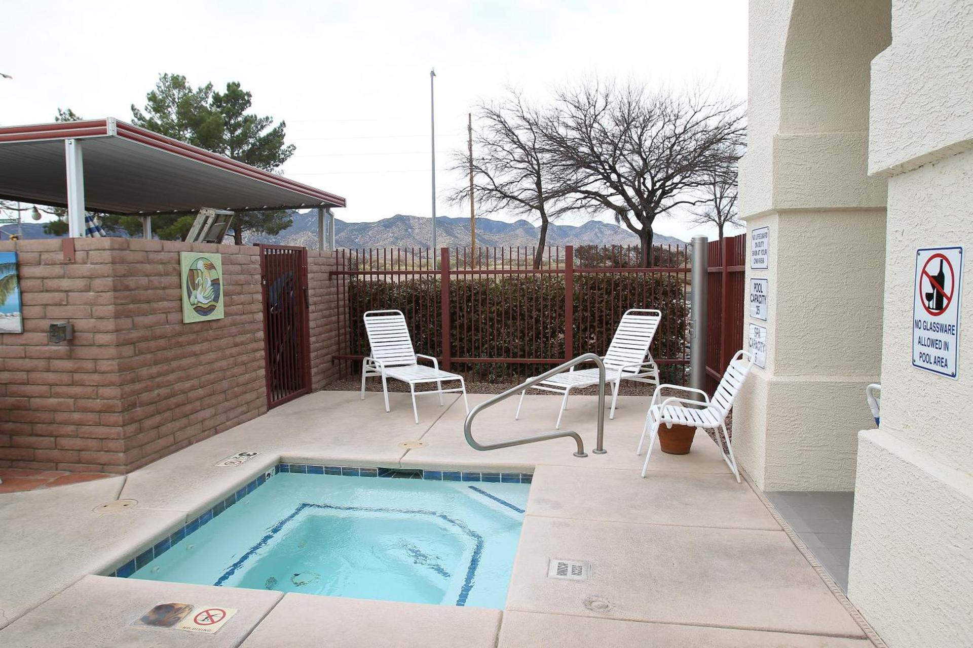 Gateway Studio Suites photo 25