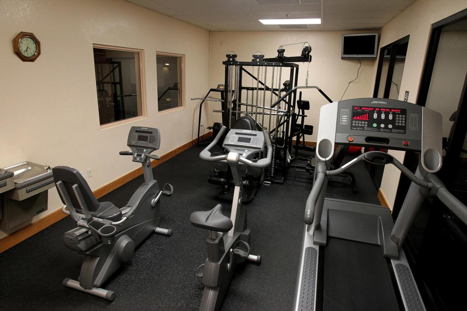 Gateway Studio Suites photo 35