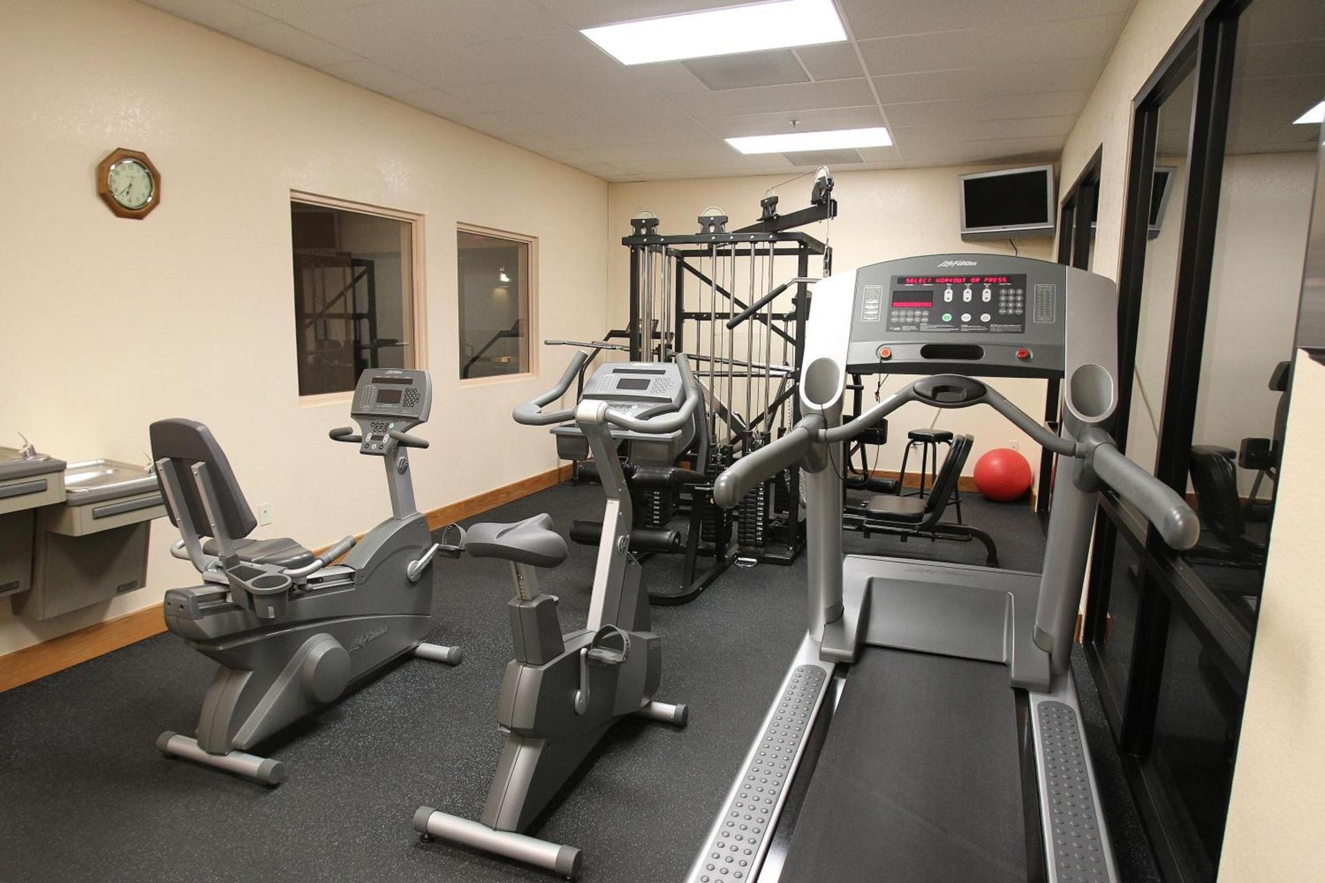 Gateway Studio Suites photo 34