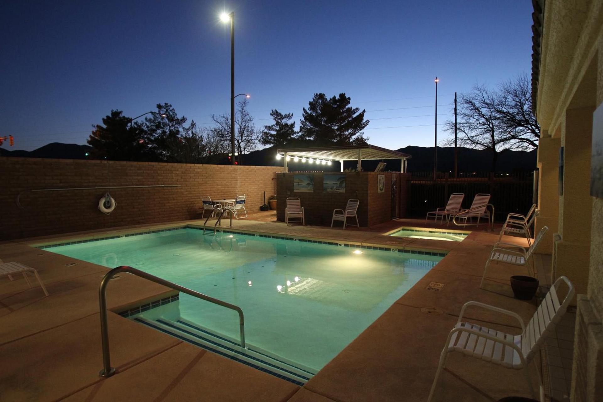 Gateway Studio Suites photo 26