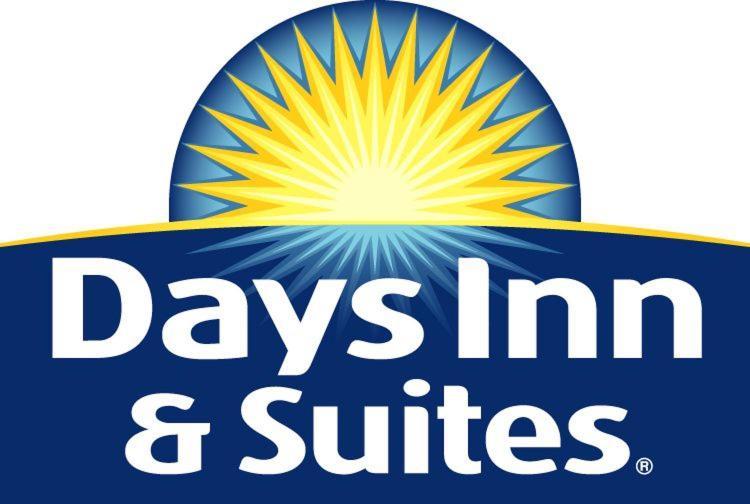 Days Inn & Suites by Wyndham Kearney NE photo 33