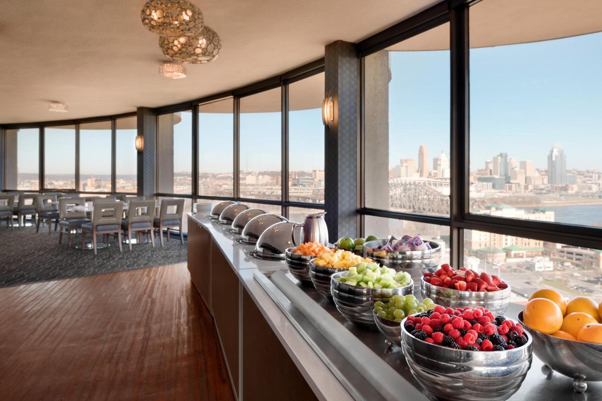 Radisson Hotel Cincinnati Riverfront photo 45