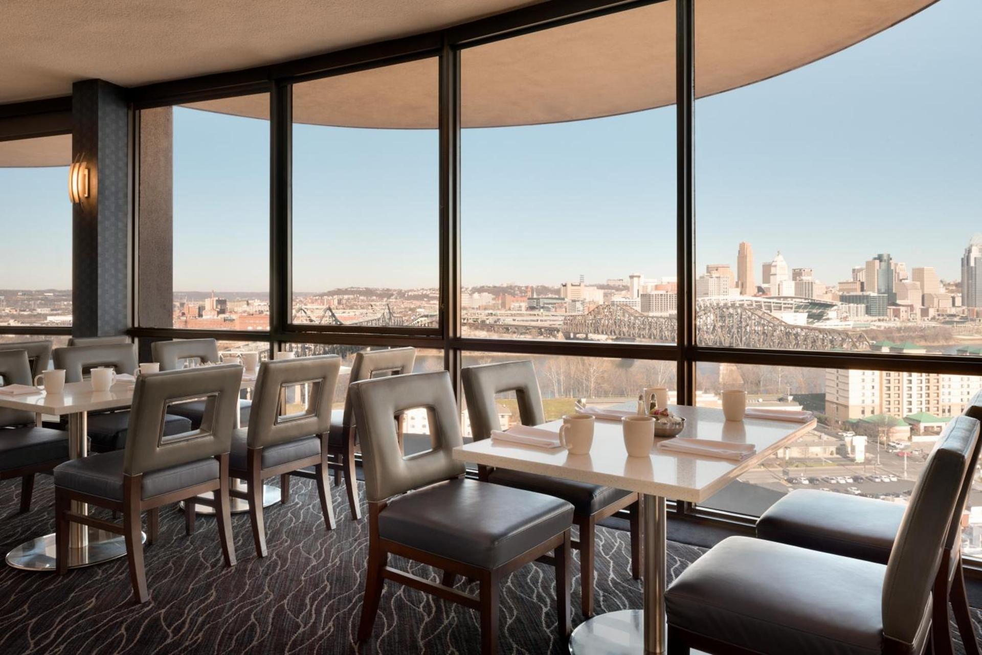 Radisson Hotel Cincinnati Riverfront photo 44